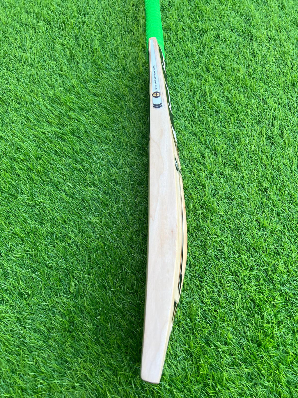 4166-SS TON RJ8 English Willow Cricket Bat – Grade 1 Premium Bat for Professional Play