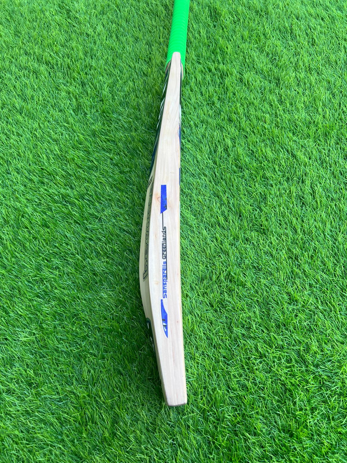 4174-SG English Willow Cricket Bat – Precision & Power