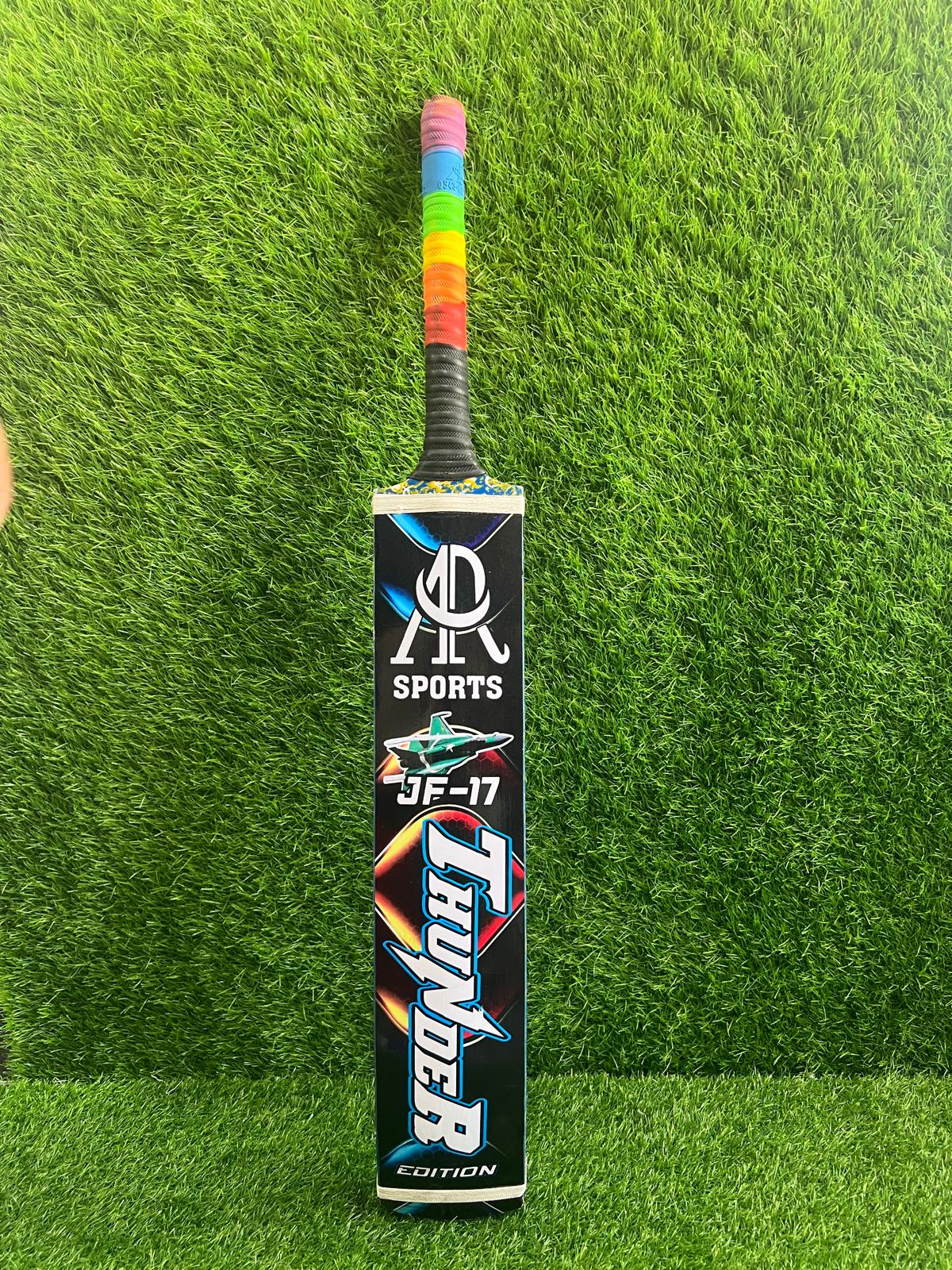 4014-AR Thunder Blade Edition Tennis Bat – Precision and Power in Every Swing