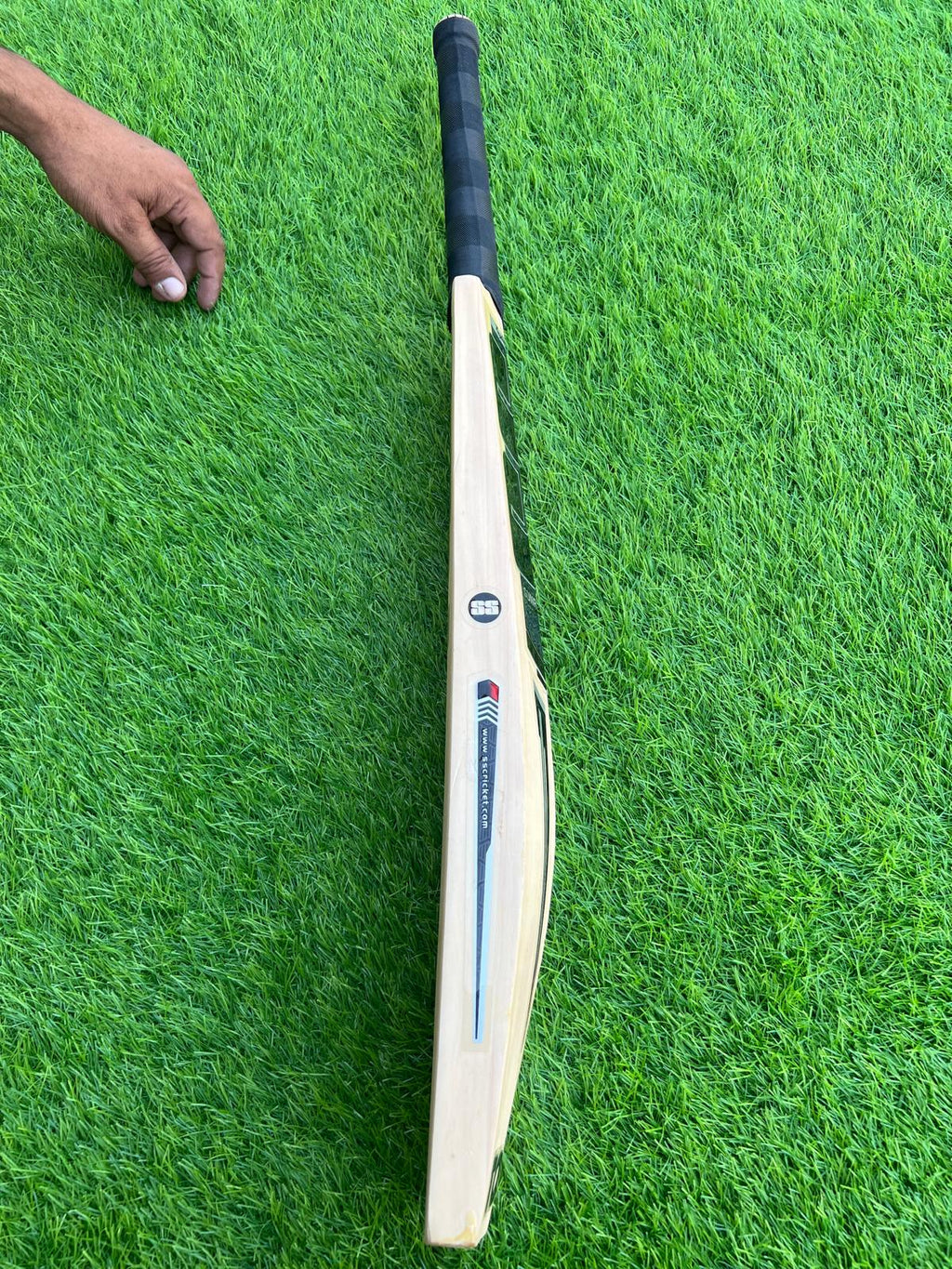 4154-SS Kashmiri Willow Cricket Bats | Durable Hardball Bats for Powerful & Precise Performance