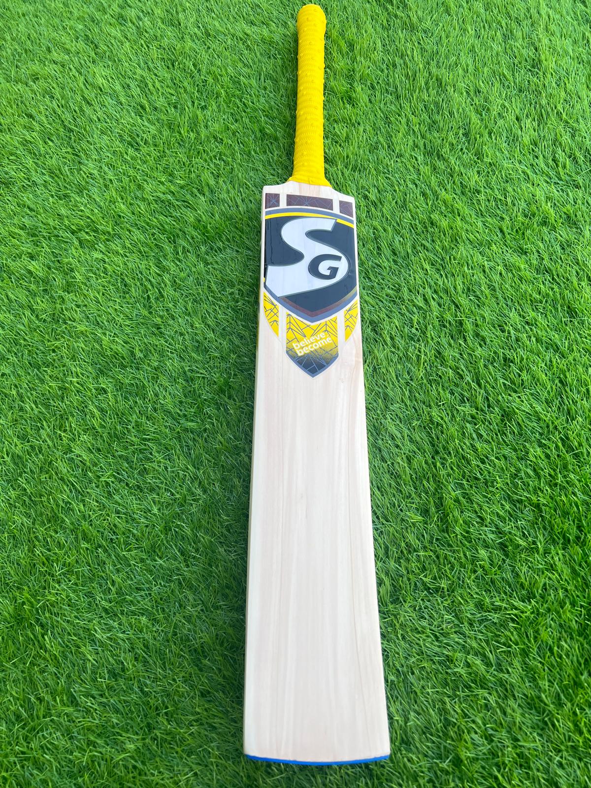4234-Experience the Strength of SG Kashmiri Willow Cricket Bats – Crafted for Champions