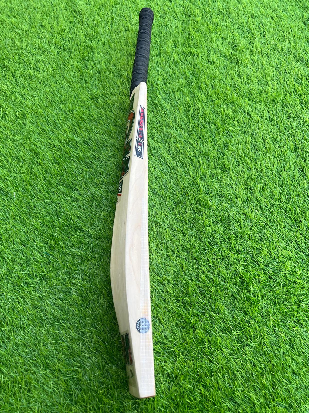 4197-GM English Willow Premium Hardball Cricket Bats | Durable & High-Performance Wooden Bats