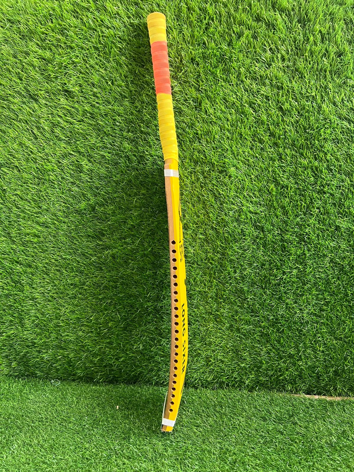 4054-AR Lion Sixer Tennis Bat – Balanced Power & Control for All-Court Players