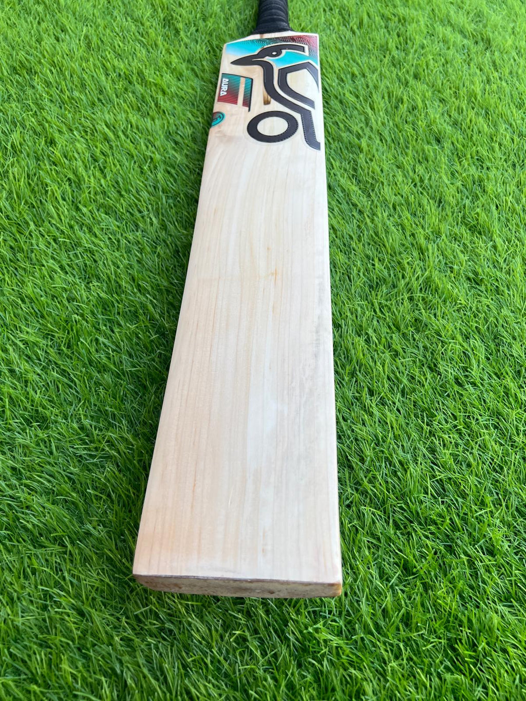 4178-Kookaburra English Willow Cricket Bat – Power and Precision