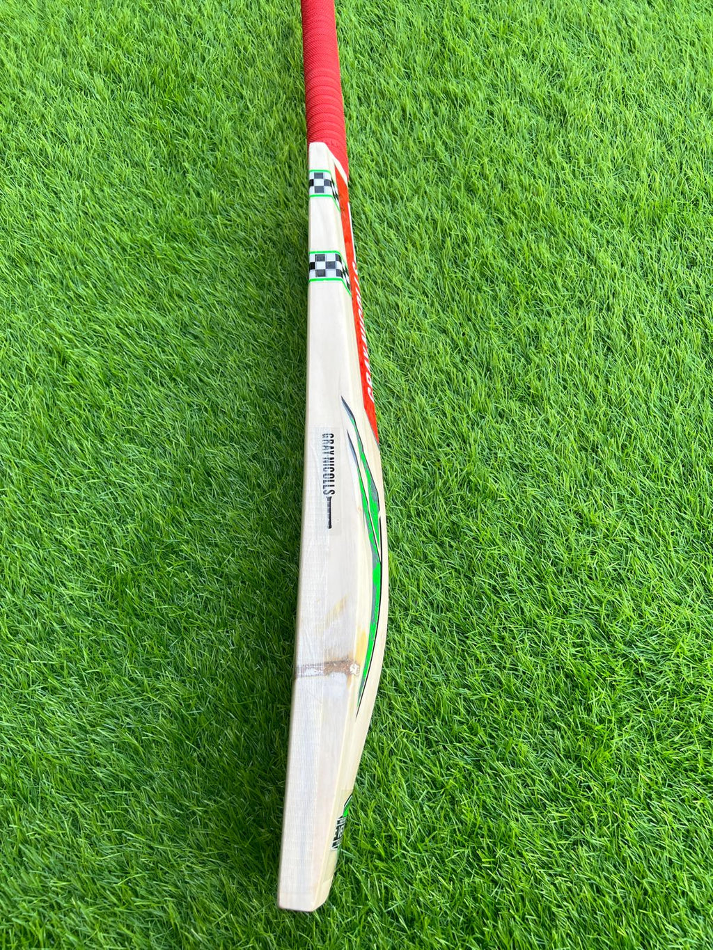 4247-SF Kashmiri Willow Cricket Bat – Reliable Power & Balance for Everyday Cricket