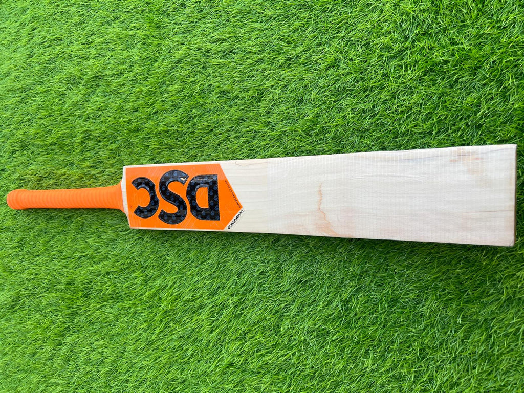4188-DSC English Willow Cricket Bat – Power and Precision