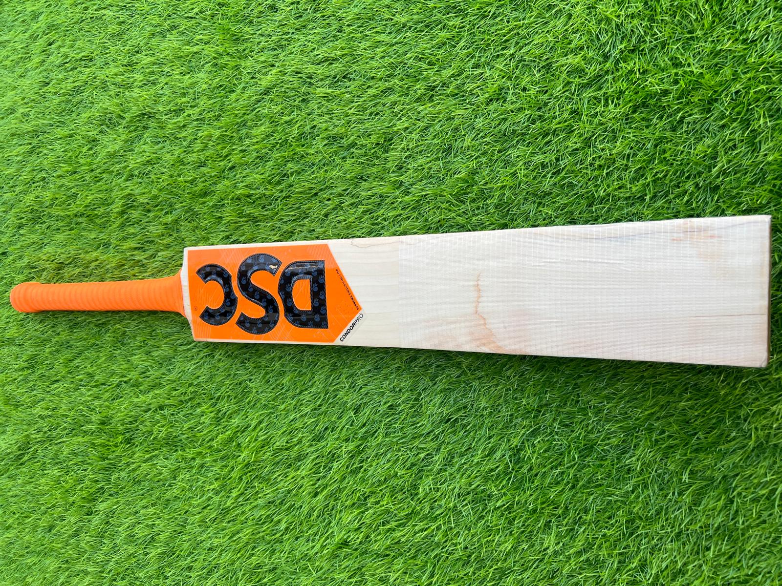 4188-DSC English Willow Cricket Bat – Power and Precision