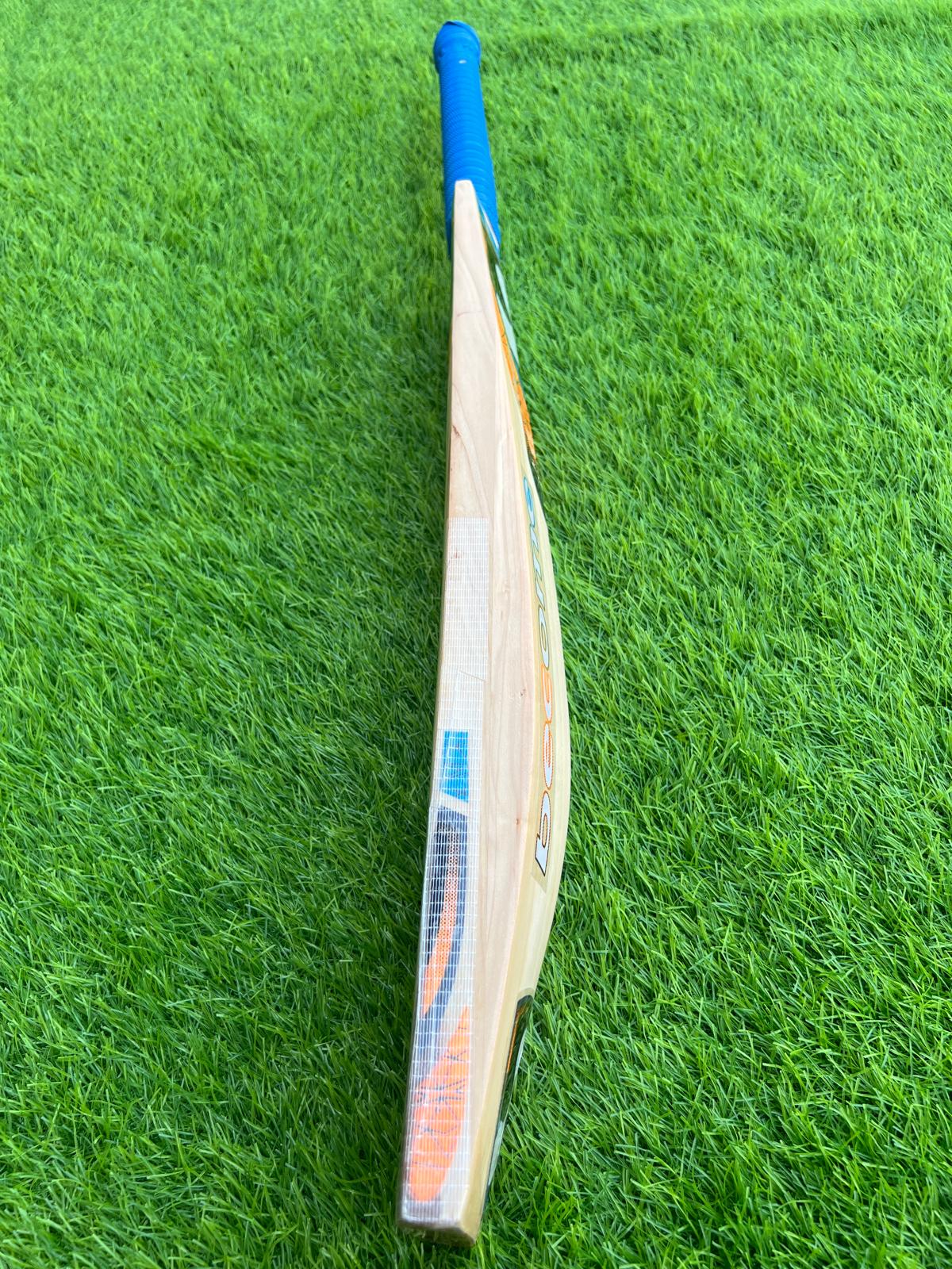 4195-SG English Willow Cricket Bat – Precision Meets Power