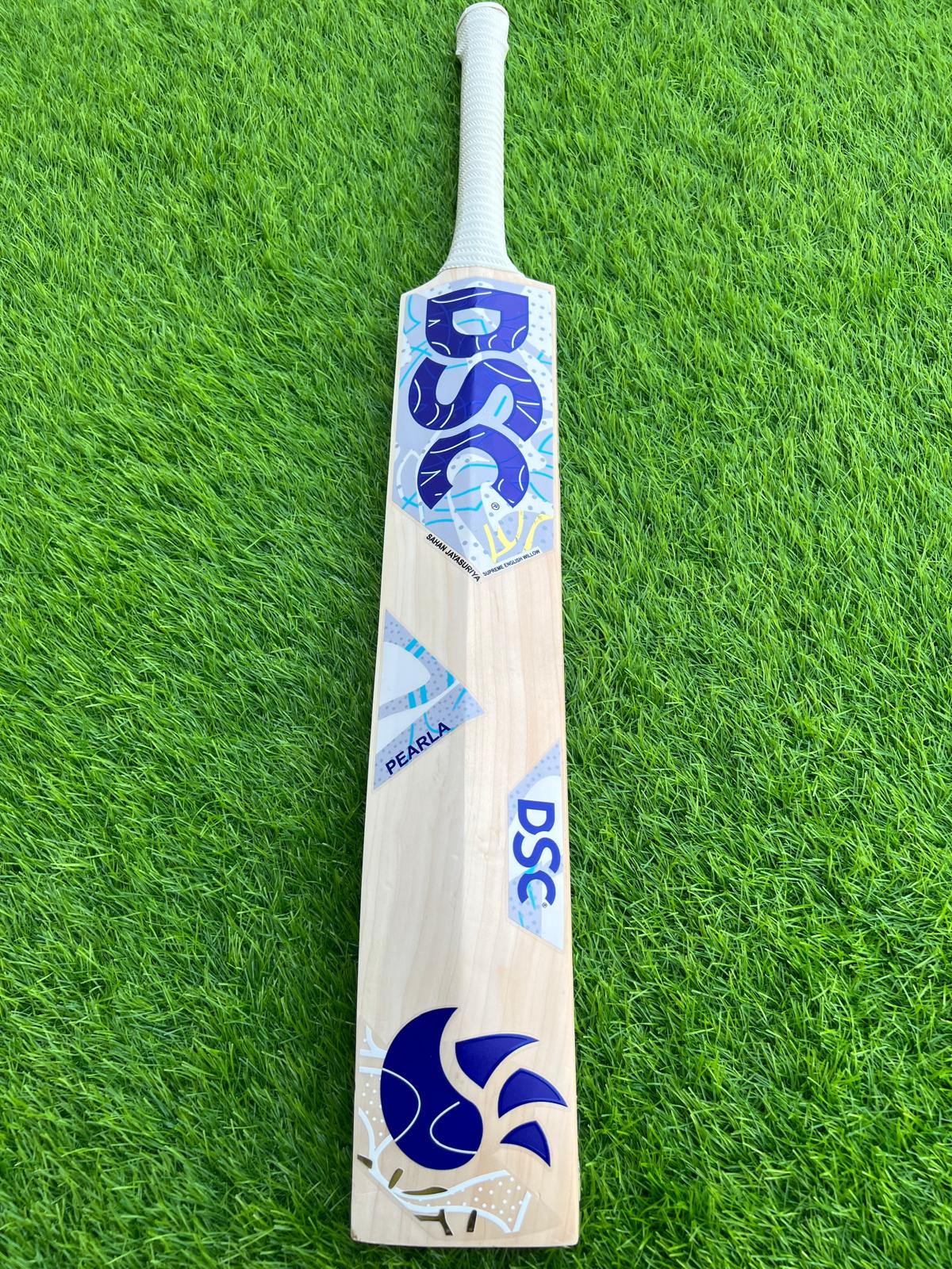 4173-DSC English Willow Cricket Bat – Superior Quality & Performance