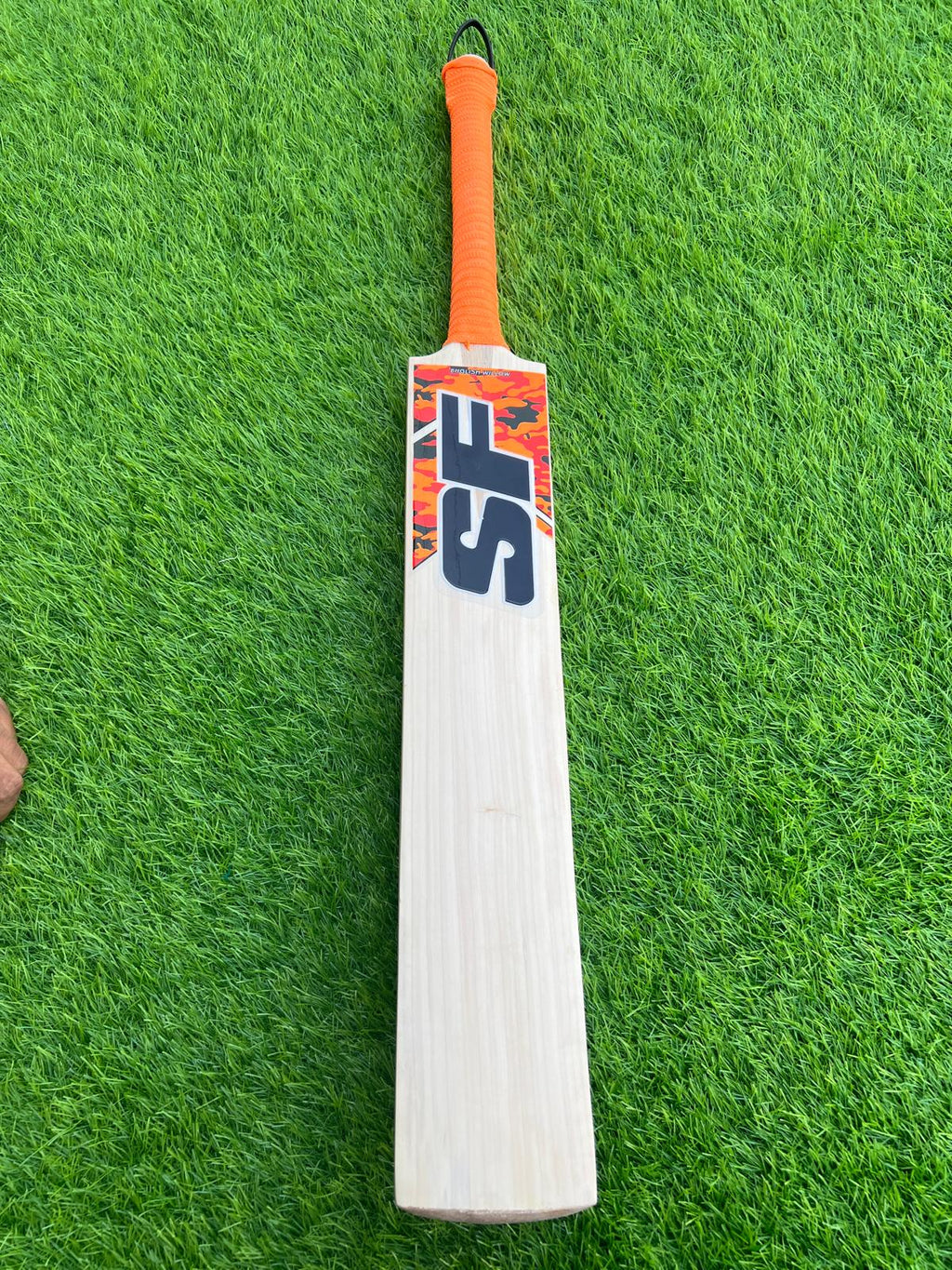 4199-SF English Willow Premium Hardball Cricket Bats | Durable & High-Performance Wooden Bats
