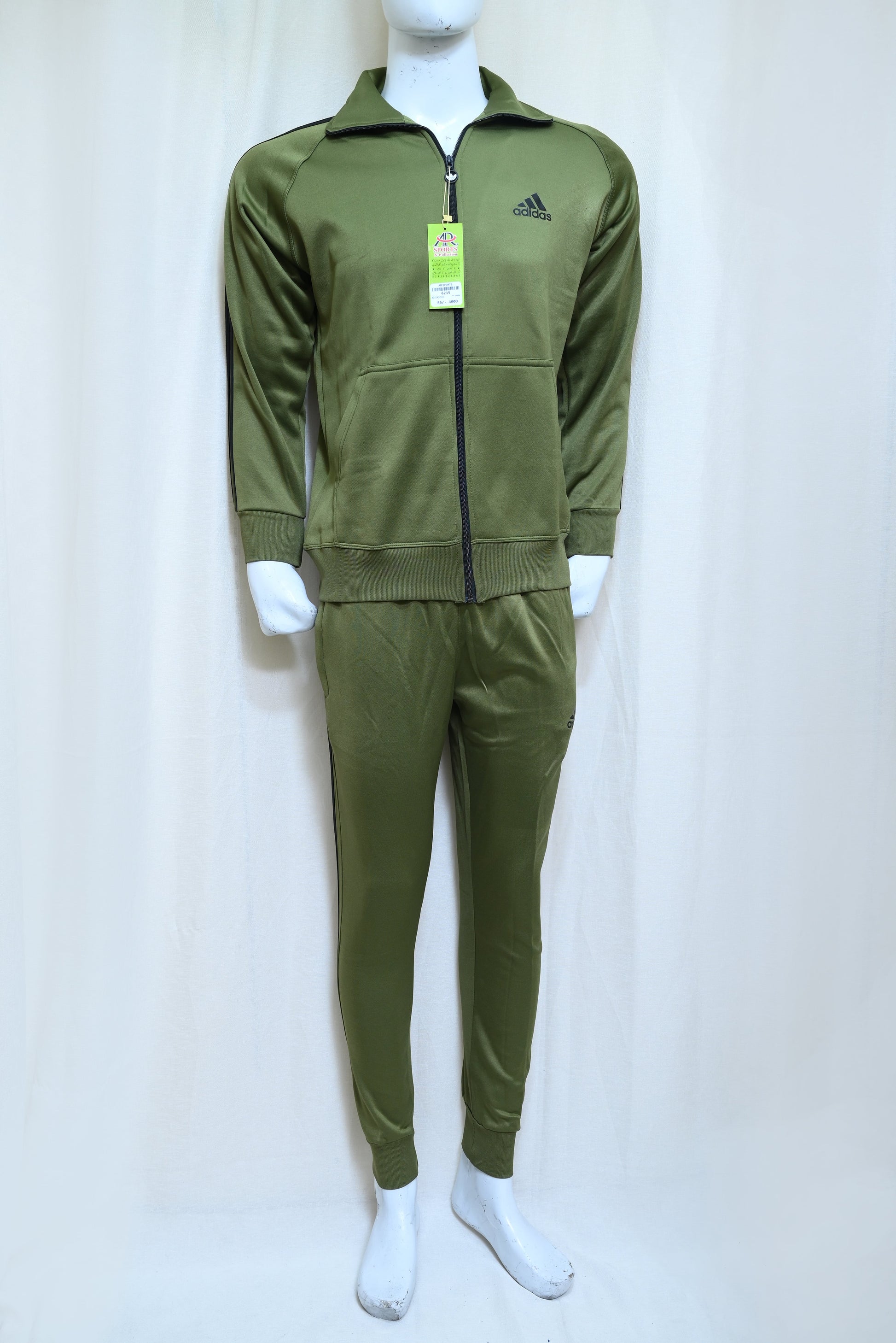 6215-Men’s Adidas Micro Fleece Tracksuit with Zipper – Comfortable & Stylish Sportswear