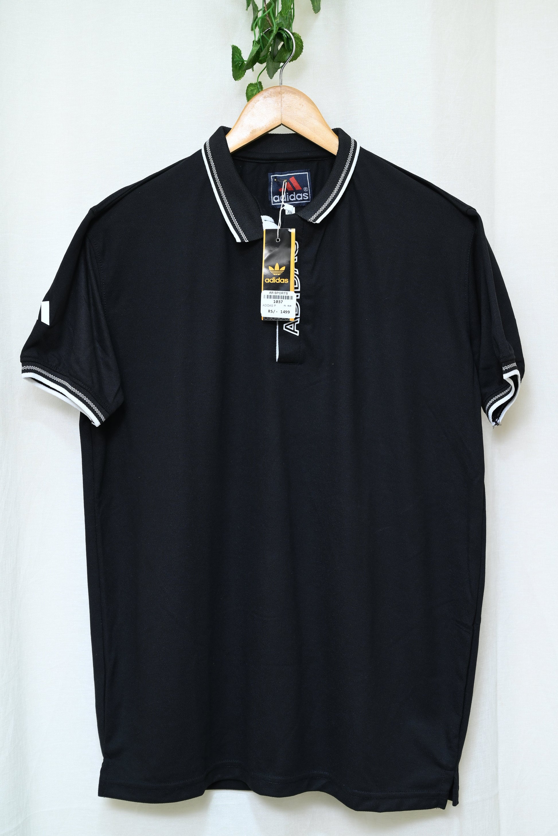 1037-Timeless Half Sleeve Shirt for Men – Crafted from Premium Cotton