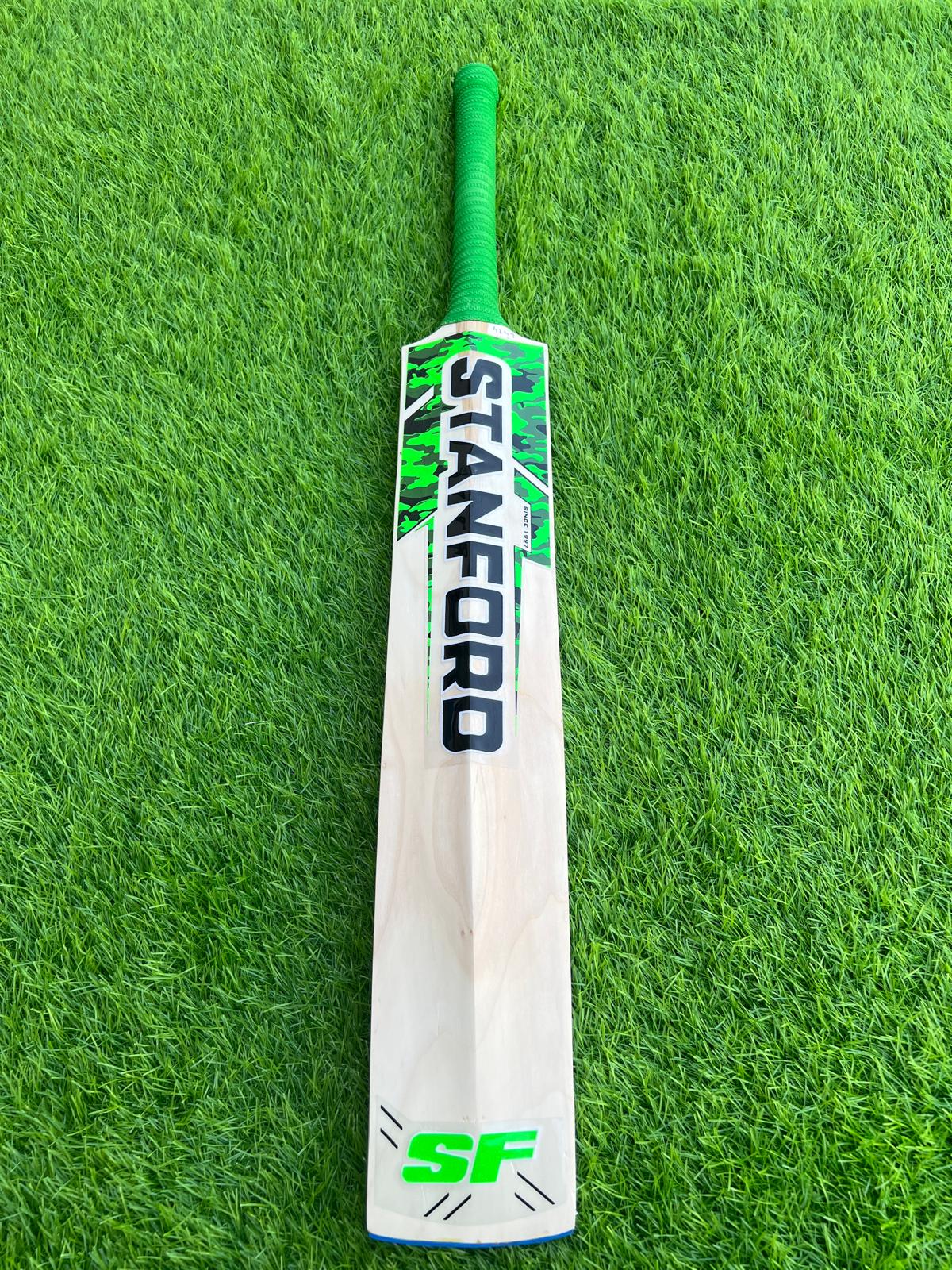 4249-SF Kashmiri Willow Cricket Bat – Perfect Balance of Power & Control for Aspiring Cricketers