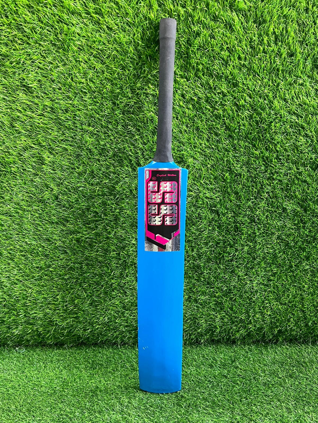 4076-CEAT Baby Bats – Mini Cricket Bats for Kids & Collectors