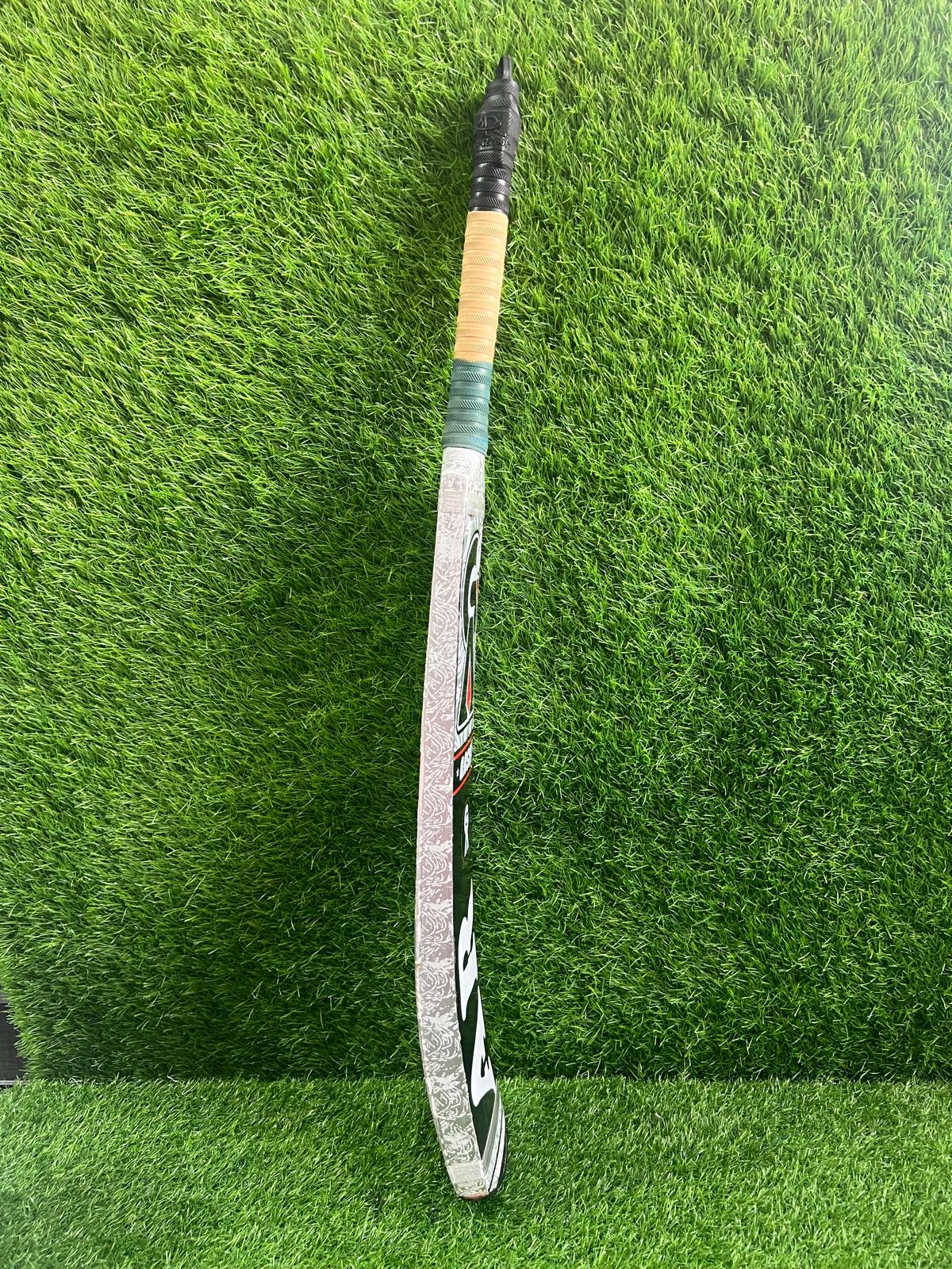 4009-GA QASIM Tennis Bat – Precision-Control for Consistent Performance