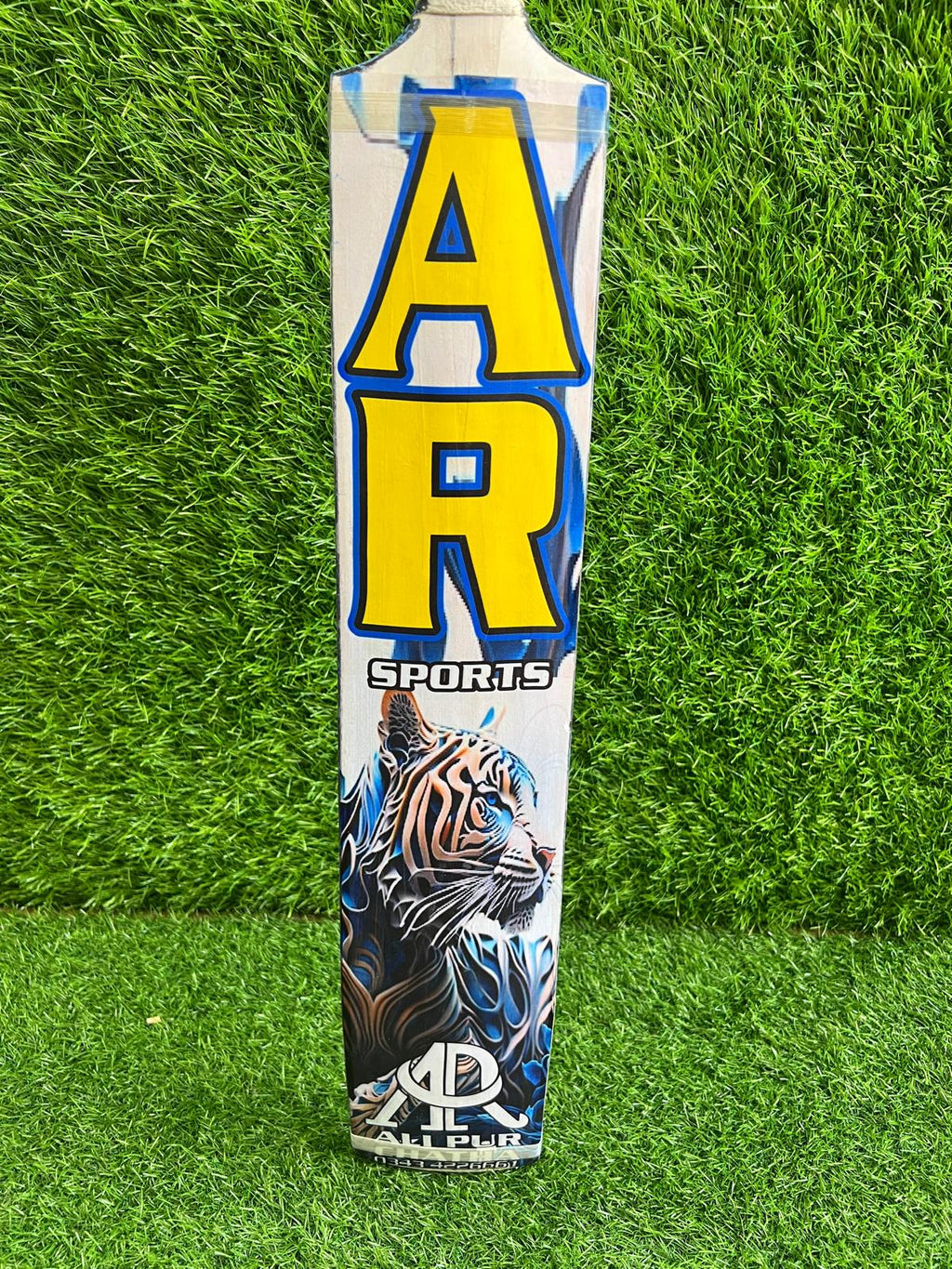 4060-AR Tiger Edition Tennis Bat – Fierce Power & Precision Control