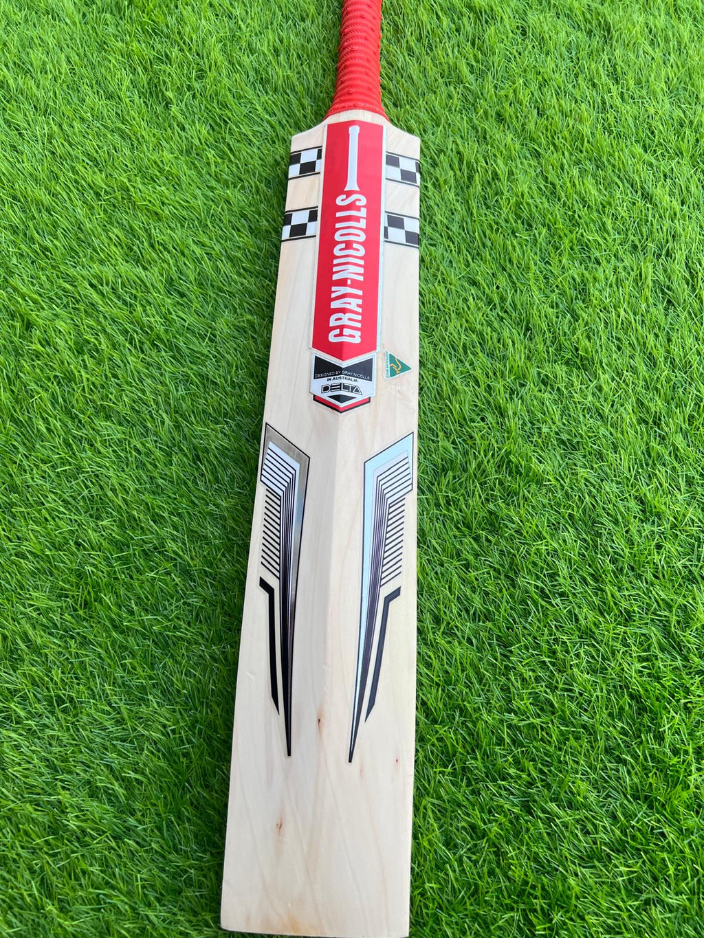 4247-SF Kashmiri Willow Cricket Bat – Reliable Power & Balance for Everyday Cricket