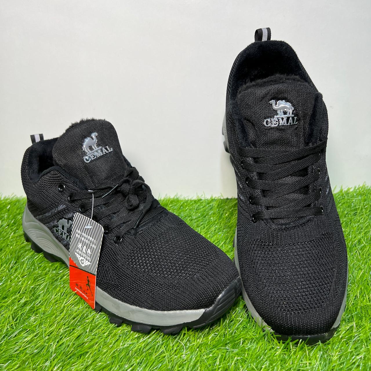 2304-Big Size Casual Sneakers for City Walks – Ergonomic, Lightweight & Anti-Slip Sole