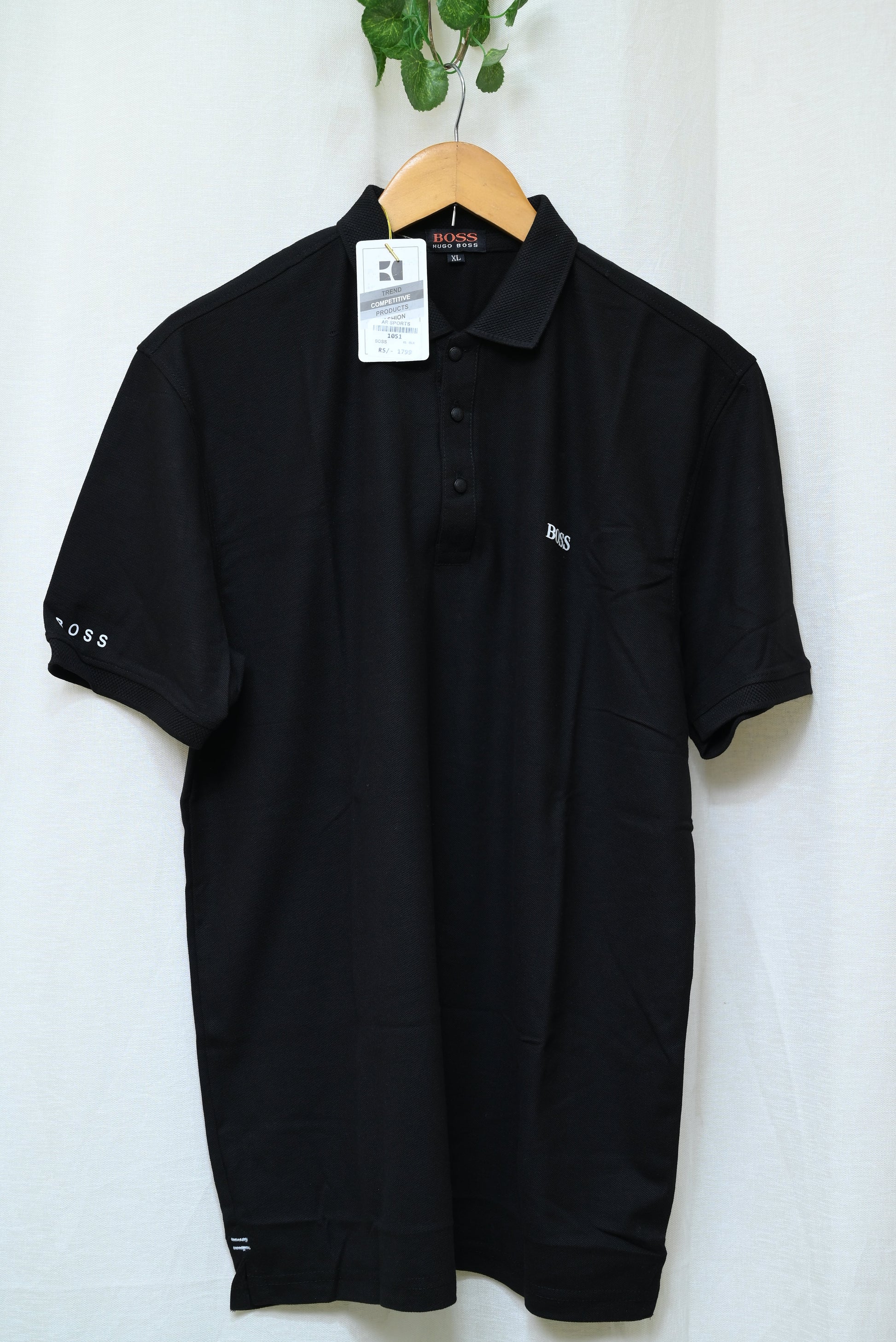 1051-Men’s Custom Fit Cotton Shirt – Rib Collar, Half Sleeves, Button-Up