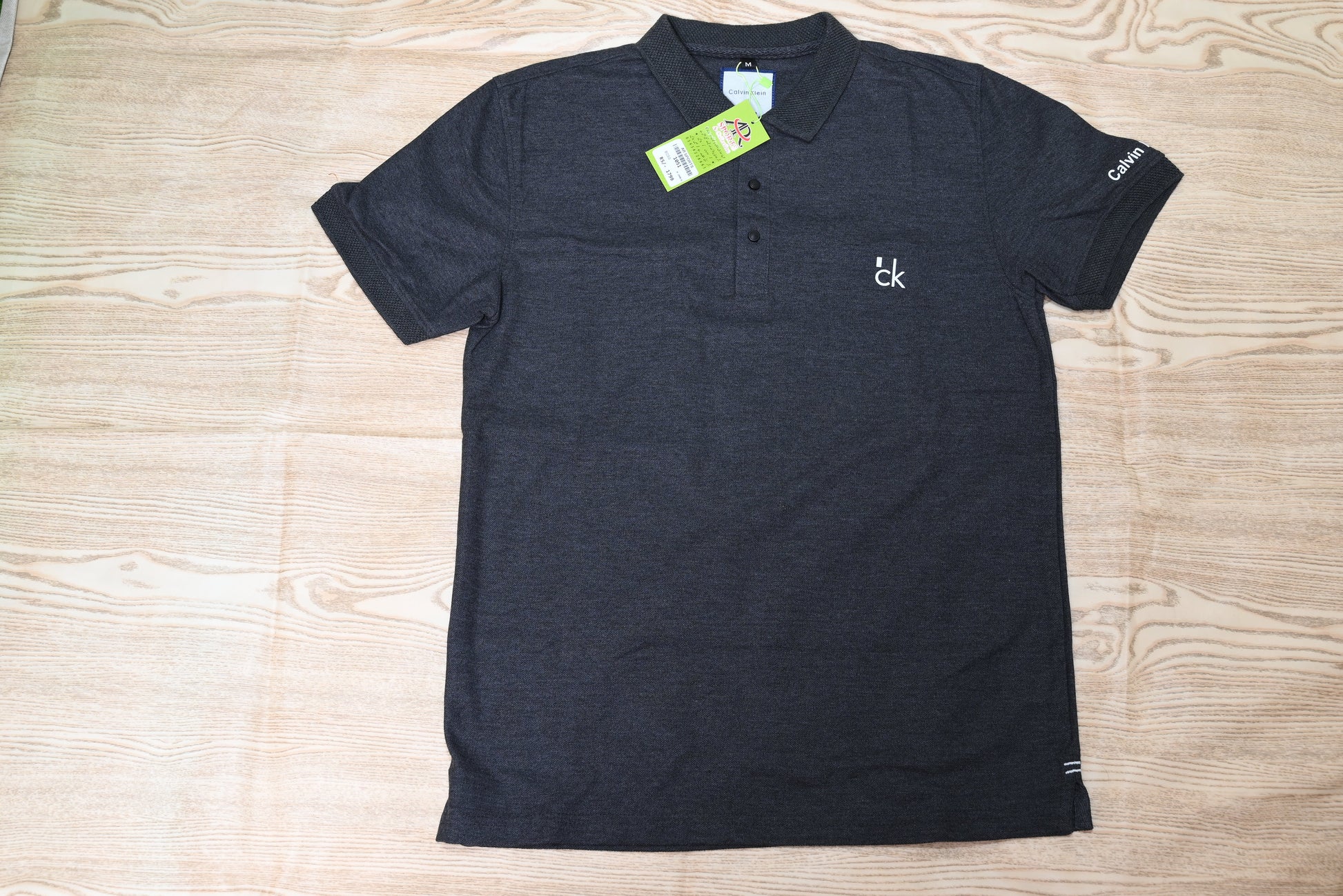 1051-Men’s Custom Fit Cotton Shirt – Rib Collar, Half Sleeves, Button-Up