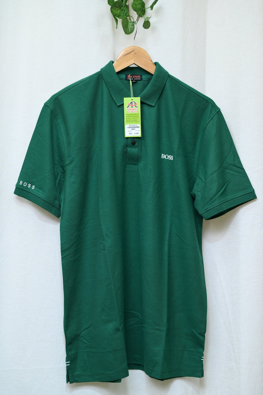 1051-Men’s Custom Fit Cotton Shirt – Rib Collar, Half Sleeves, Button-Up