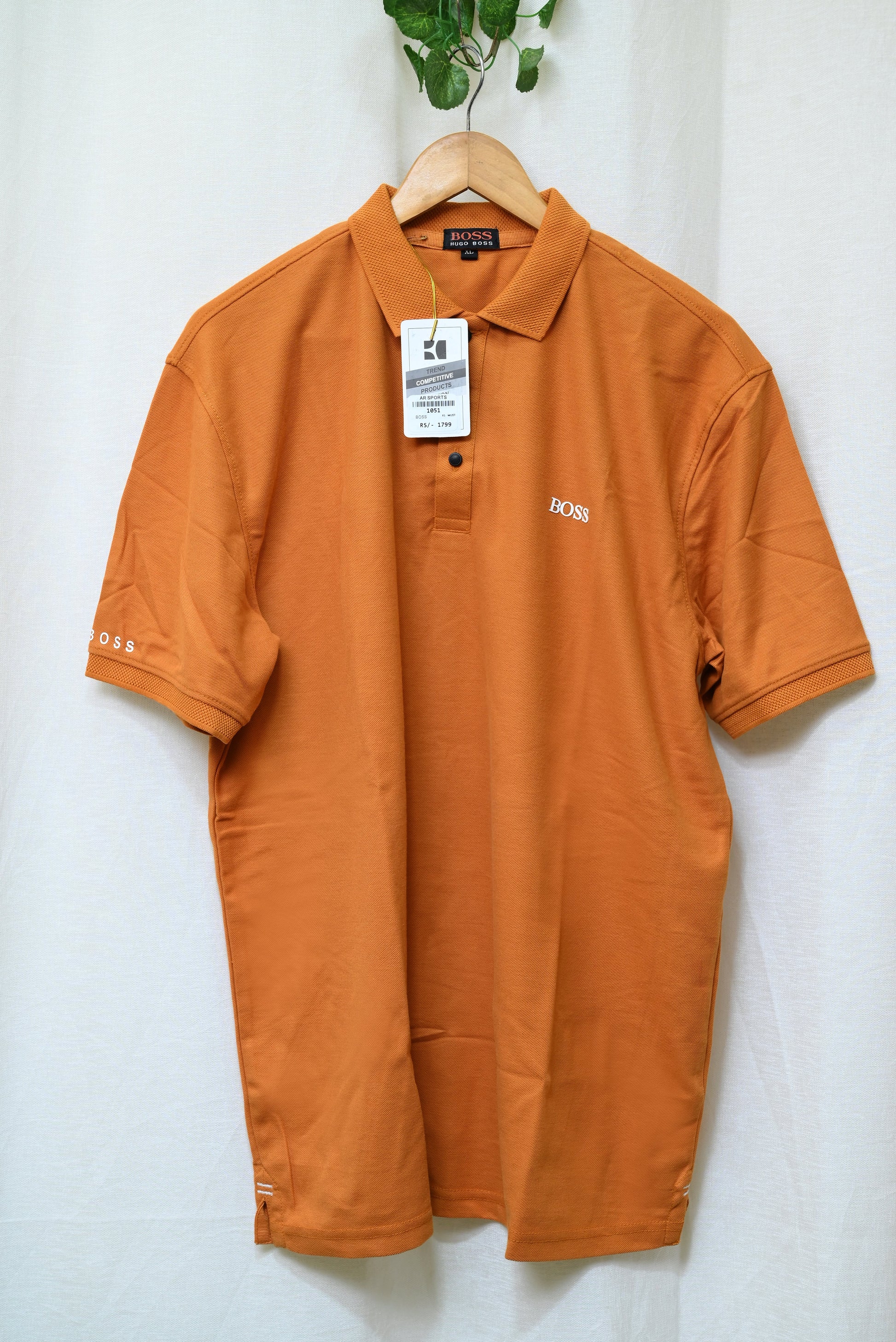 1051-Men’s Custom Fit Cotton Shirt – Rib Collar, Half Sleeves, Button-Up