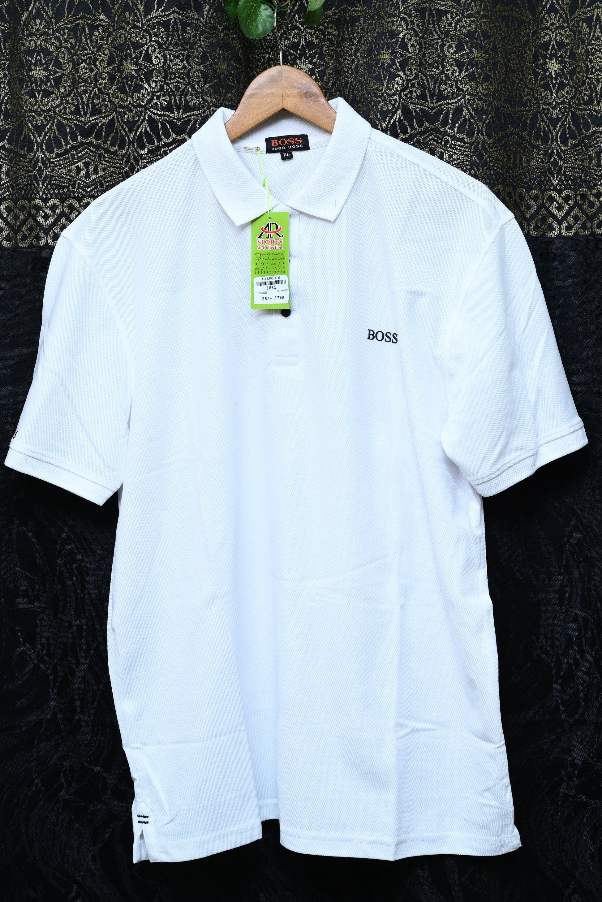 1051-Men’s Custom Fit Cotton Shirt – Rib Collar, Half Sleeves, Button-Up