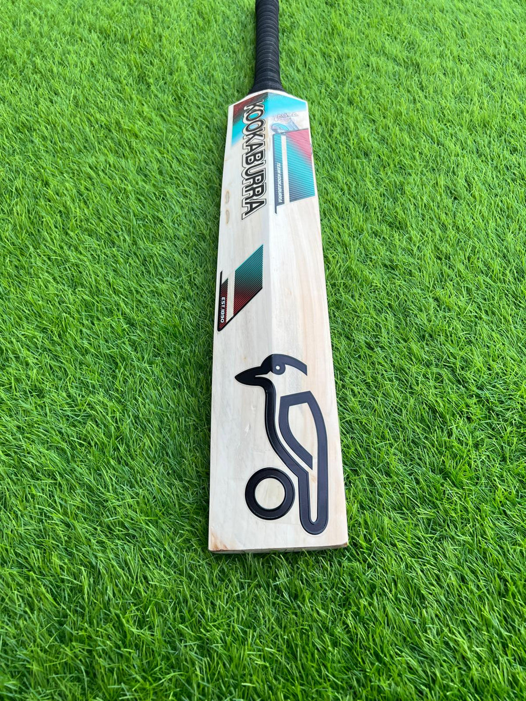 4178-Kookaburra English Willow Cricket Bat – Power and Precision