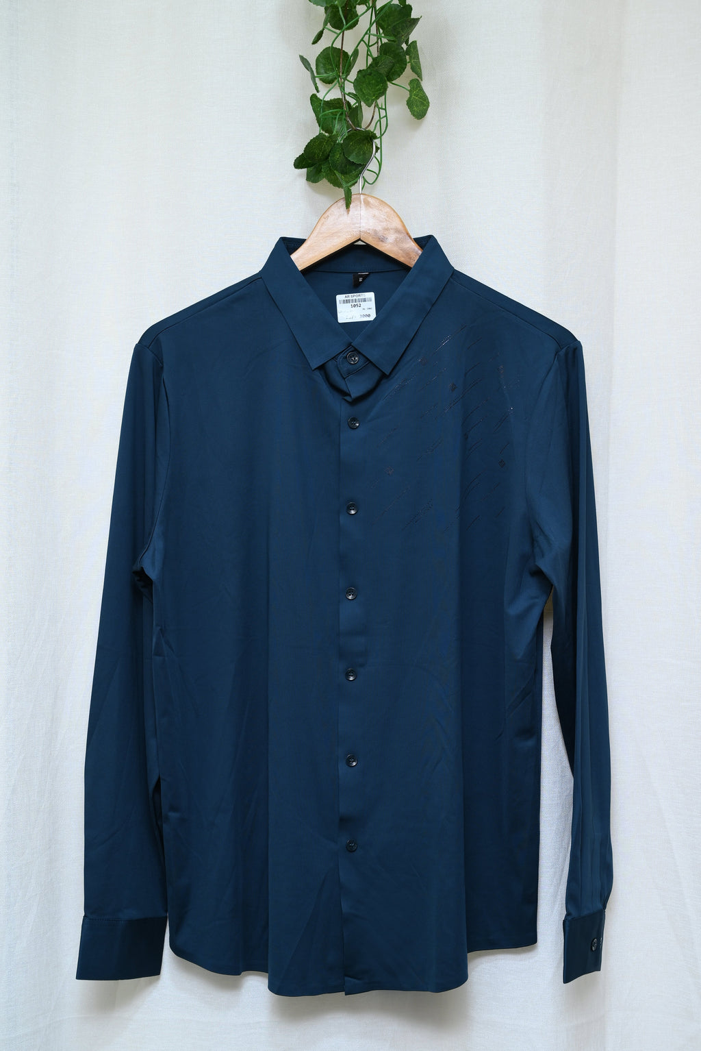 1052-Men’s Casual Smart Fit Shirt – Comfortable Stretch with Classic Look