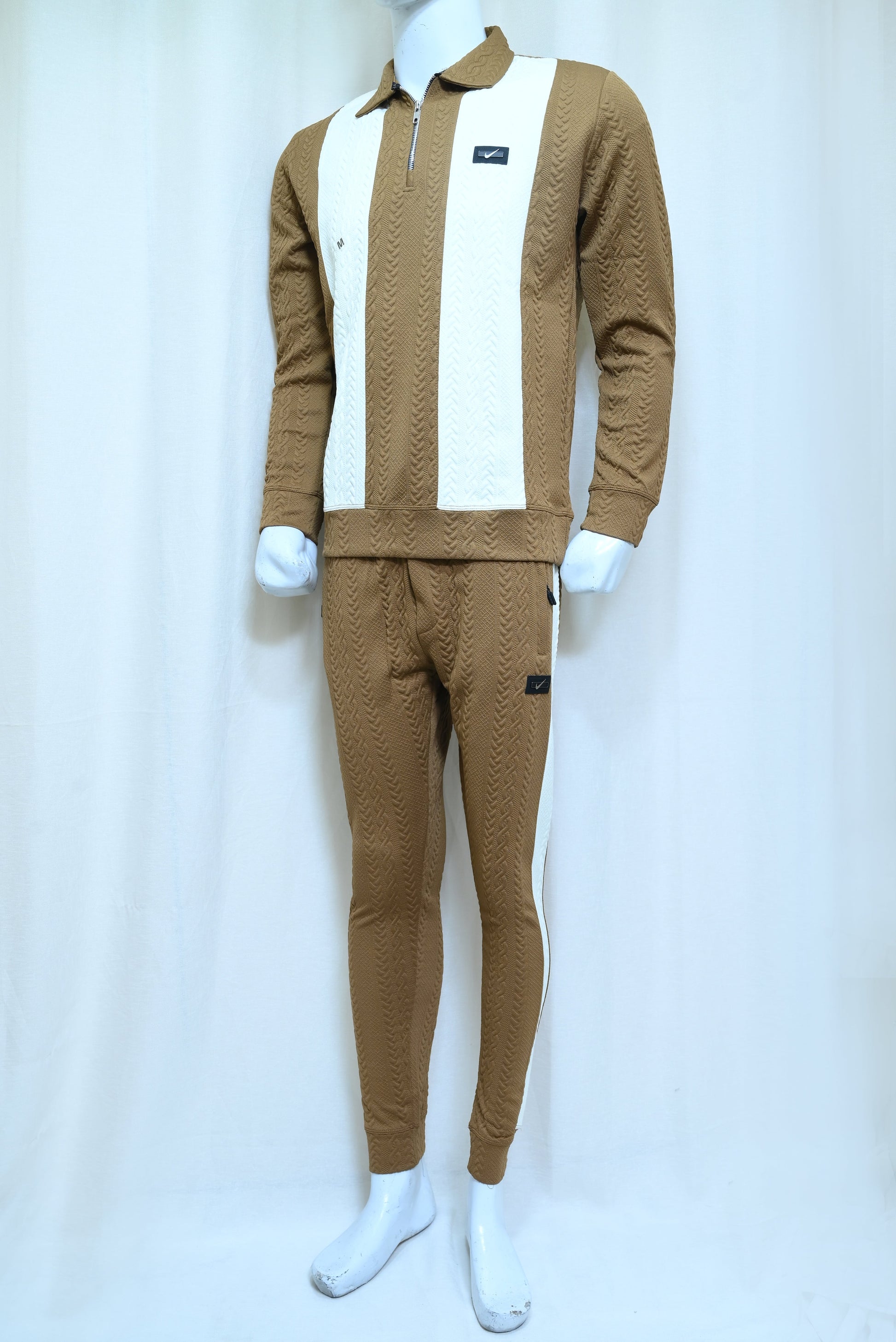 6201-China Out Mini Jersey Style Tracksuit for Men – Comfortable & Trendy Activewear