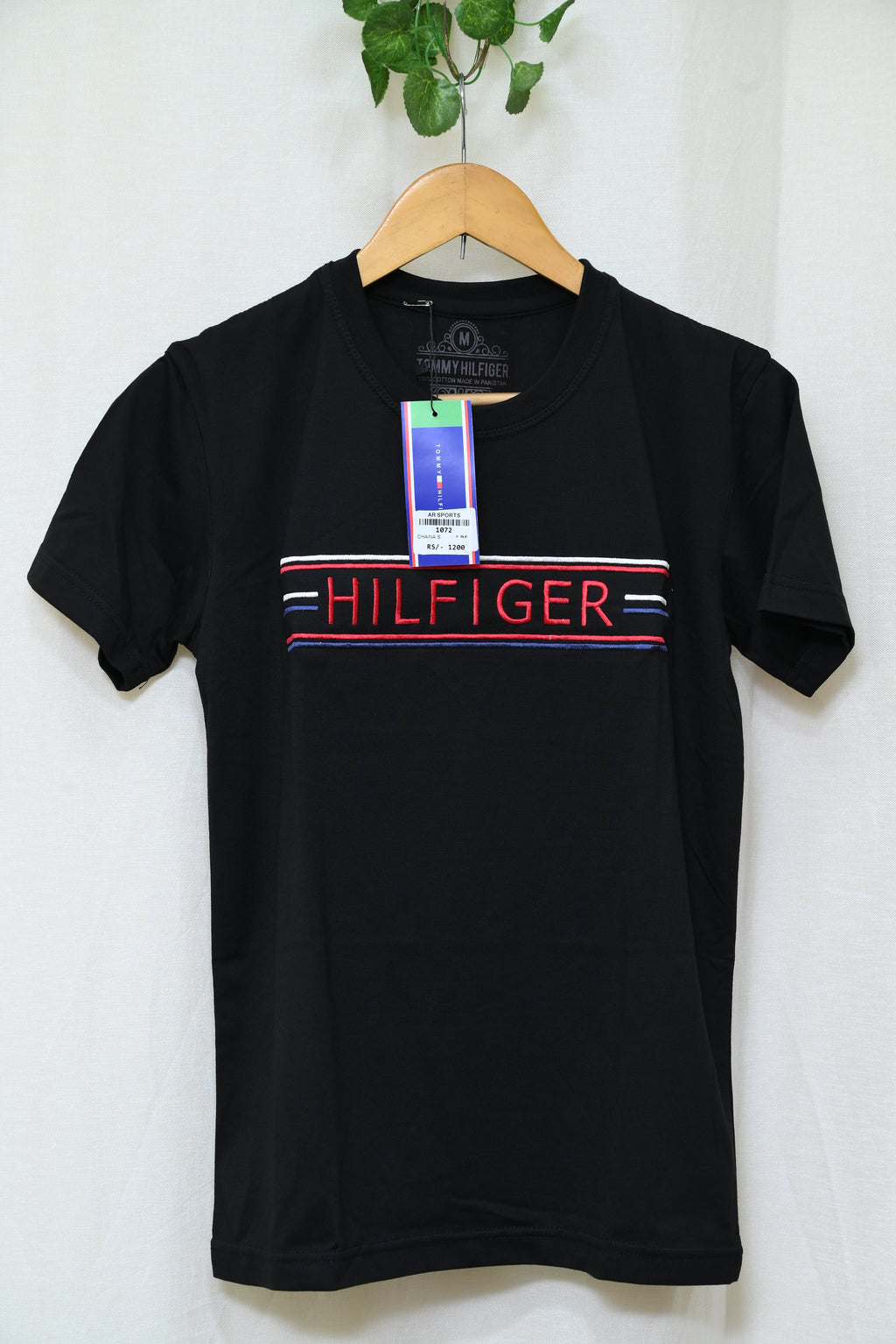 1072-Men’s Round Neck Shirt – Custom Fit, Cotton Stretch, Half Sleeves