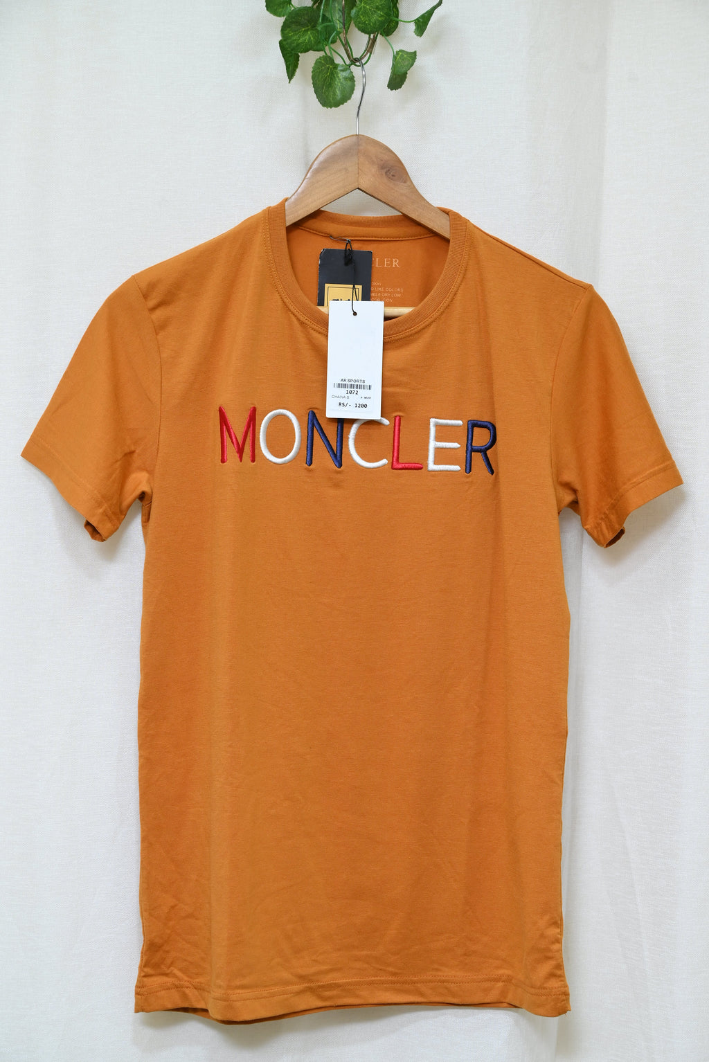 1072-Men’s Round Neck Shirt – Custom Fit, Cotton Stretch, Half Sleeves