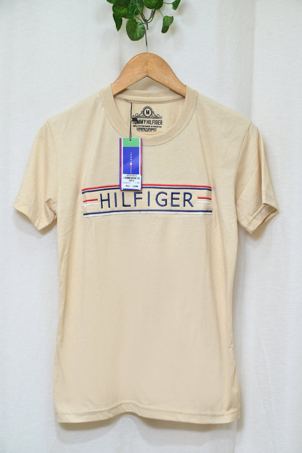 1072-Men’s Round Neck Shirt – Custom Fit, Cotton Stretch, Half Sleeves