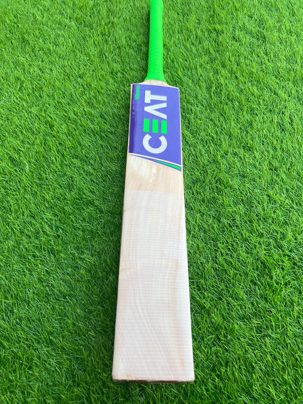 4194-CEAT English Willow Cricket Bat – Engineered for Power