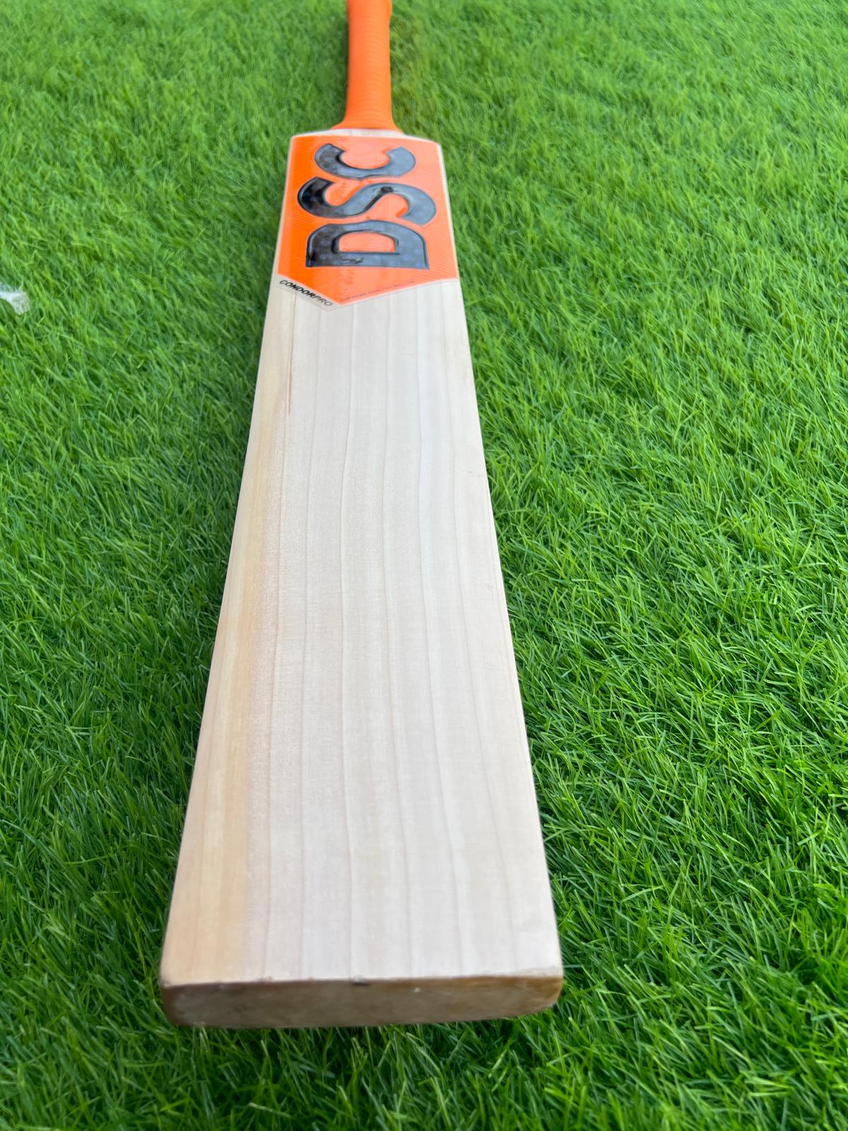 4180-DSC English Willow Cricket Bat – Built for Power & Precision
