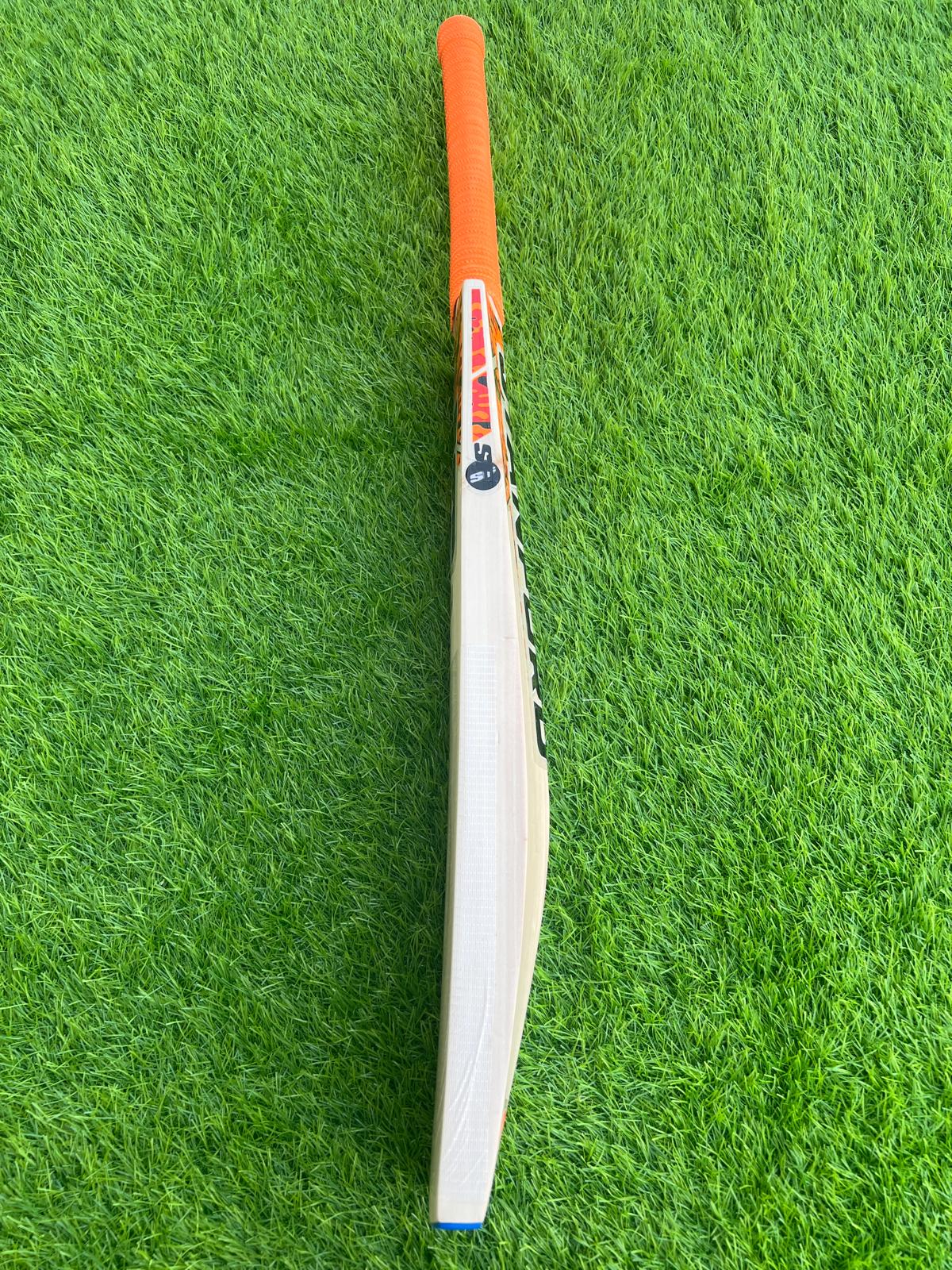 4247-SF Kashmiri Willow Cricket Bat – Reliable Power & Balance for Everyday Cricket
