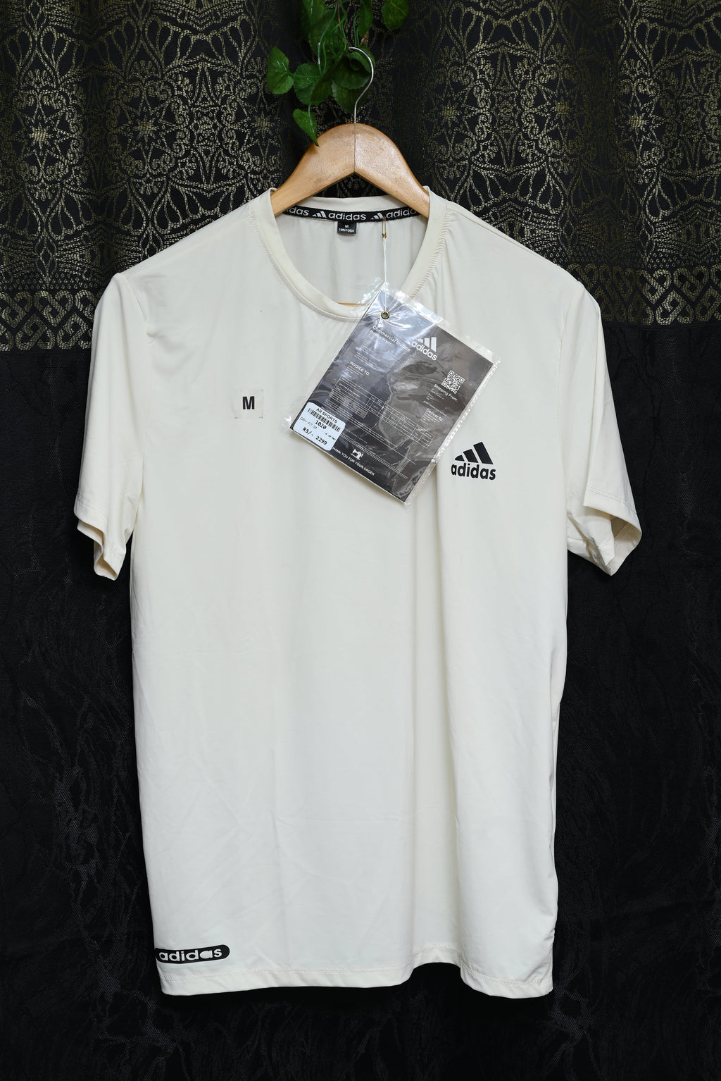 1020-Lightweight Stretch Half Sleeve Shirt – Men’s Custom Fit, Round Neck