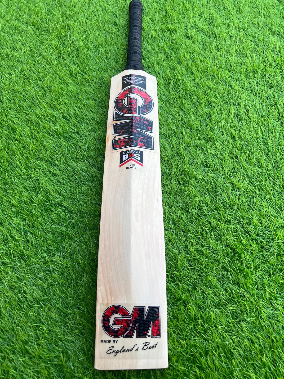 4197-GM English Willow Premium Hardball Cricket Bats | Durable & High-Performance Wooden Bats