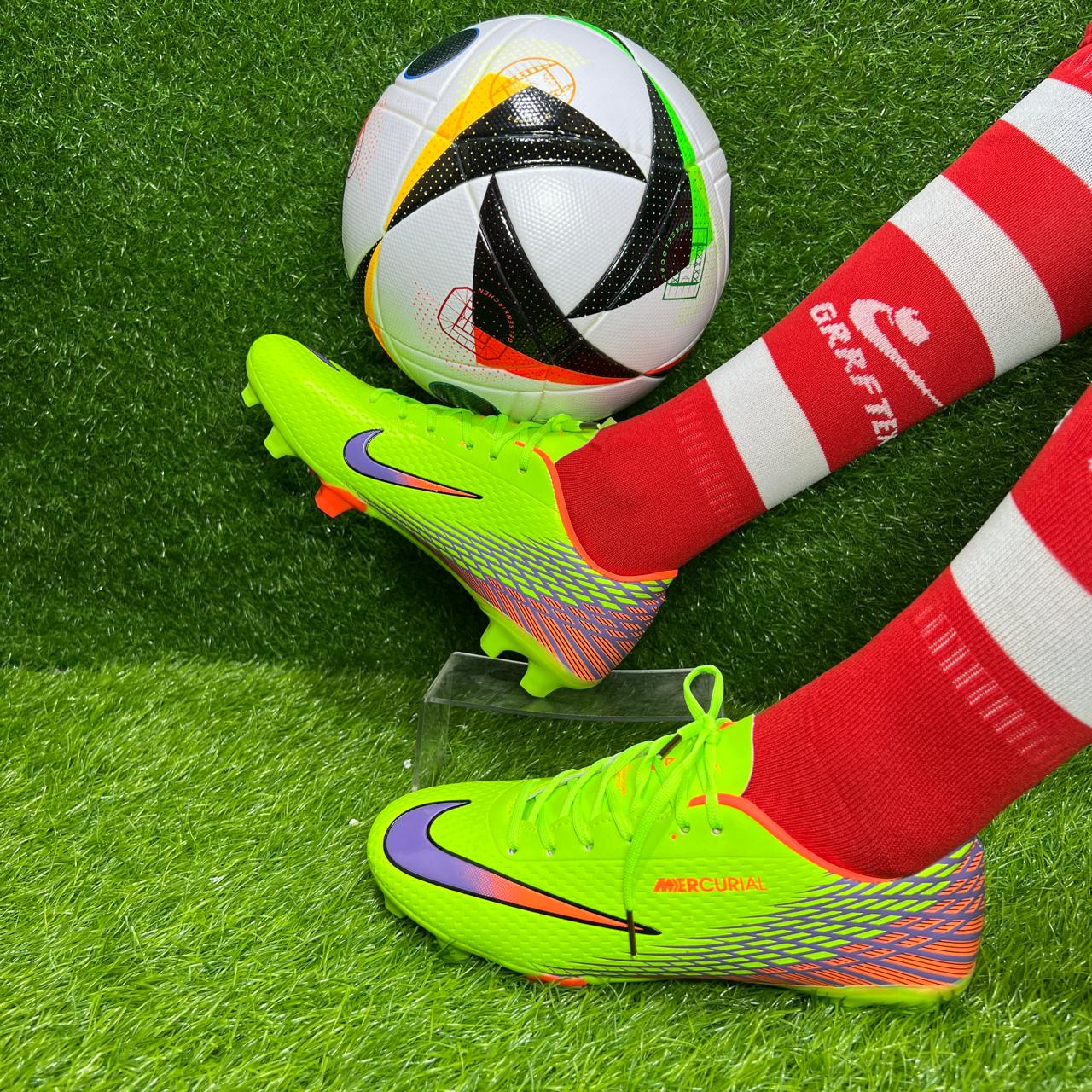 2218-Men’s Football Turf Sneakers – Reinforced Grip, Gelfoam Comfort & All-Weather Upper