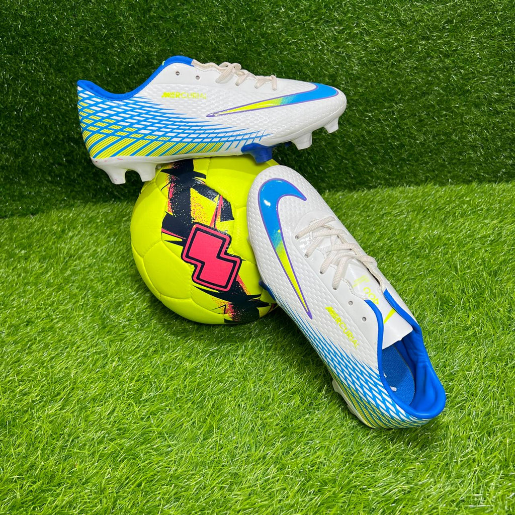 2218-Men’s Football Turf Sneakers – Reinforced Grip, Gelfoam Comfort & All-Weather Upper