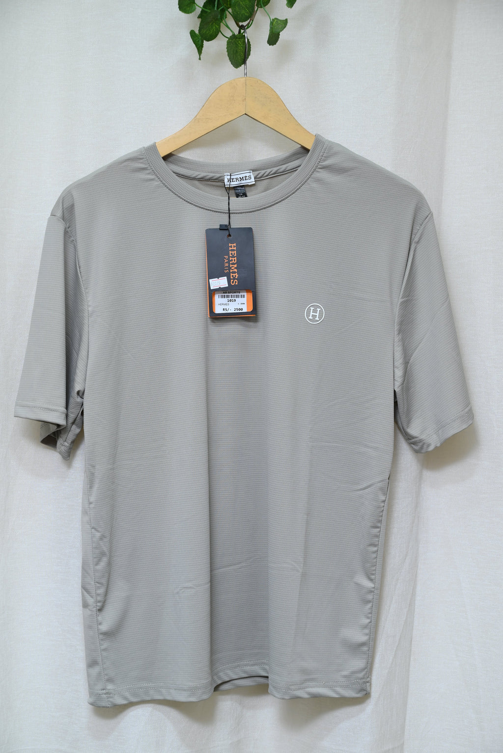 1019-Stylish Smart Fit Men’s Shirt – Small Logo Design, Round Neck, Button-Up