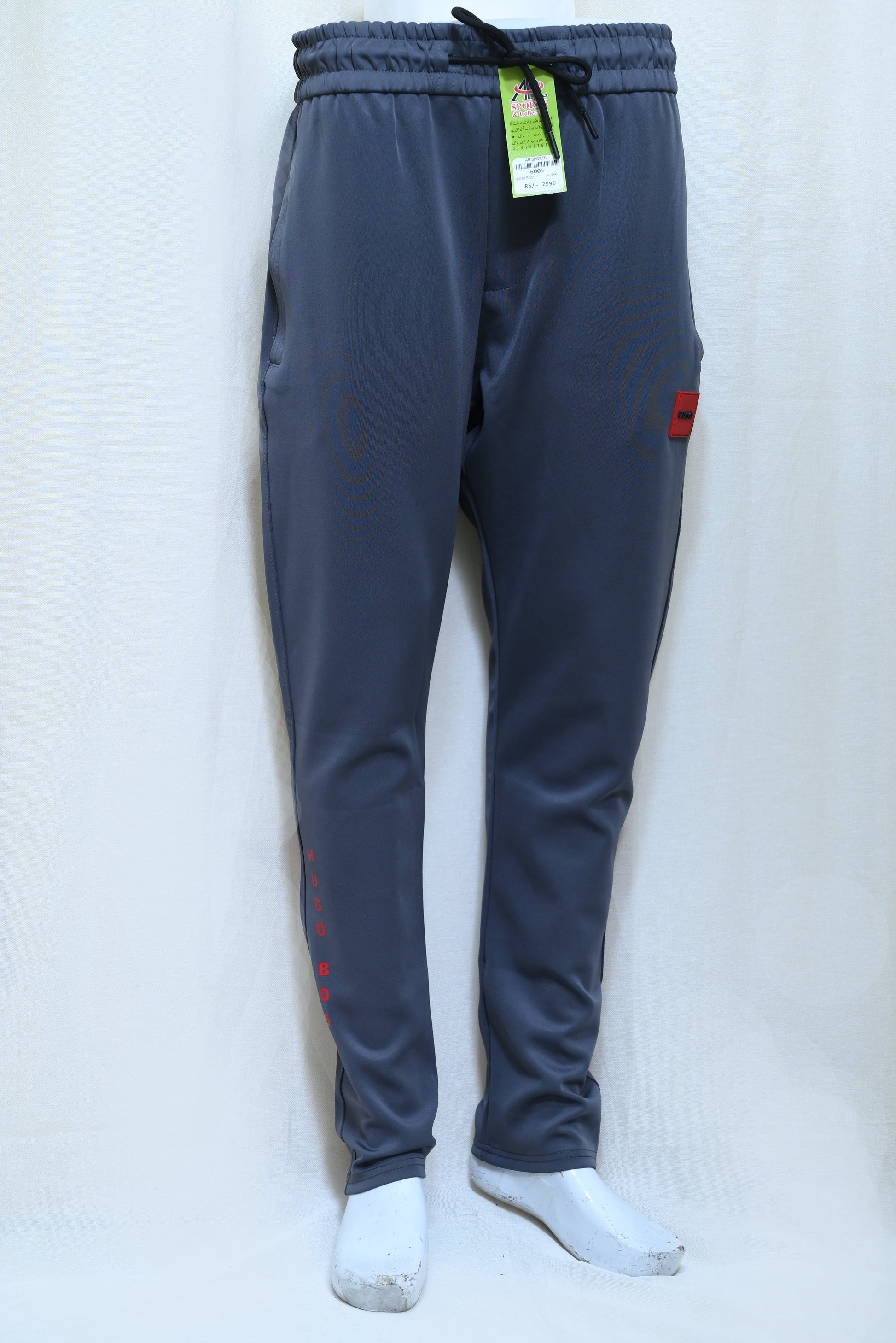 6005-Hugo Boss Men’s Trousers – Premium Fabric, Elegant Fit & Modern Formal Style