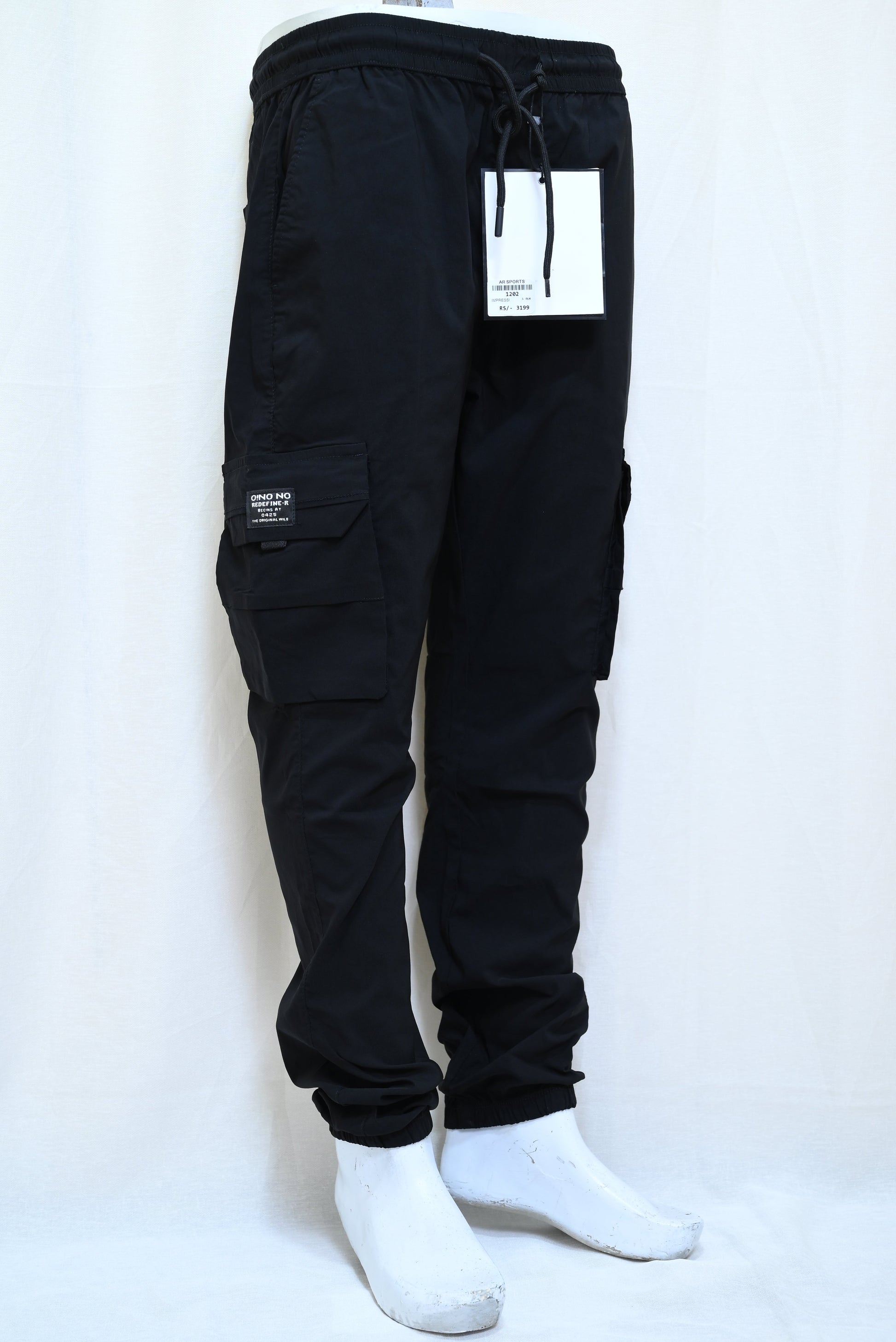 1202-Cargo Pants for Men – Modern Slim Cut with Utility Pockets