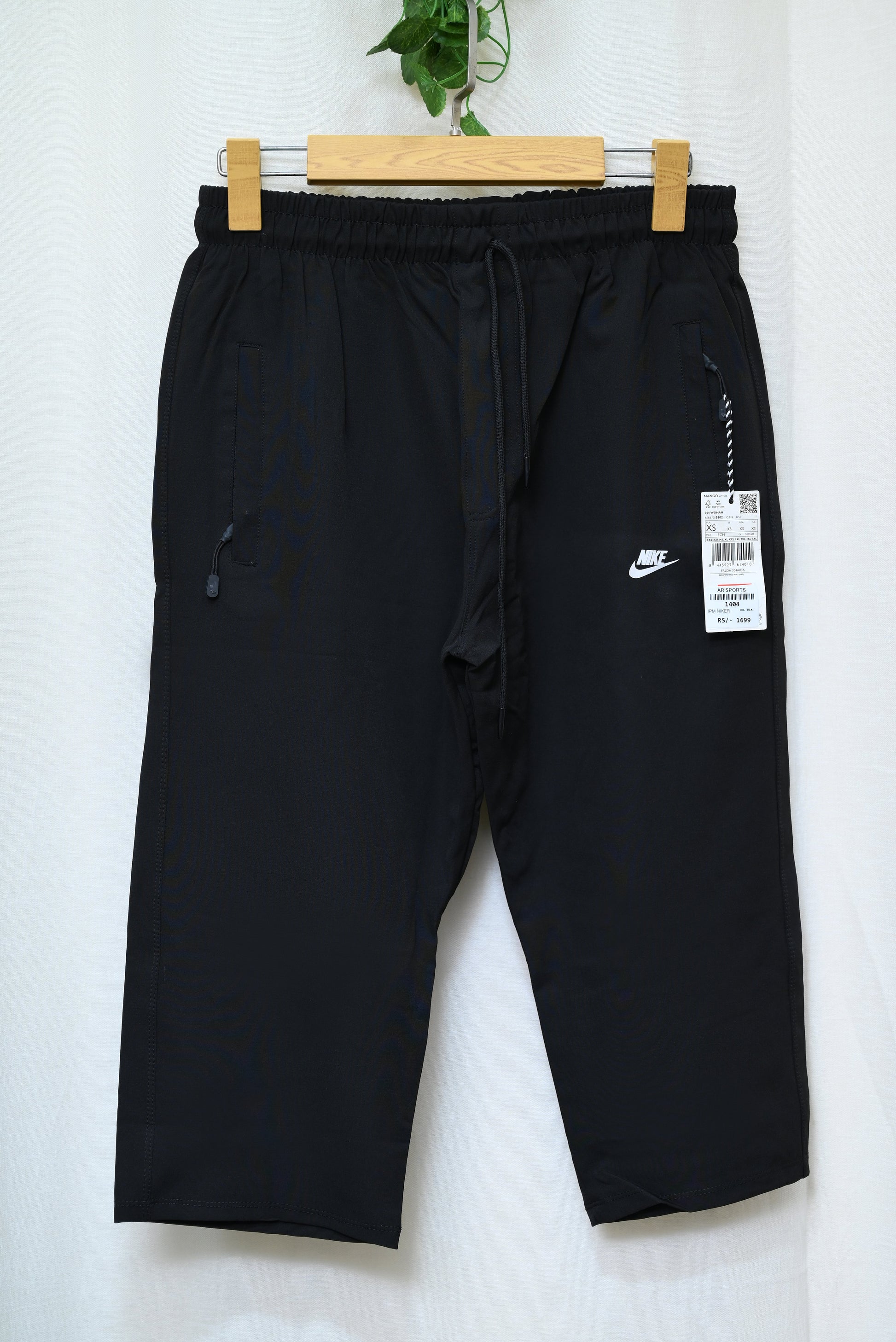 1404- Elite Men’s Smart Fit Shorts – Stretch Fabric for Casual Nights