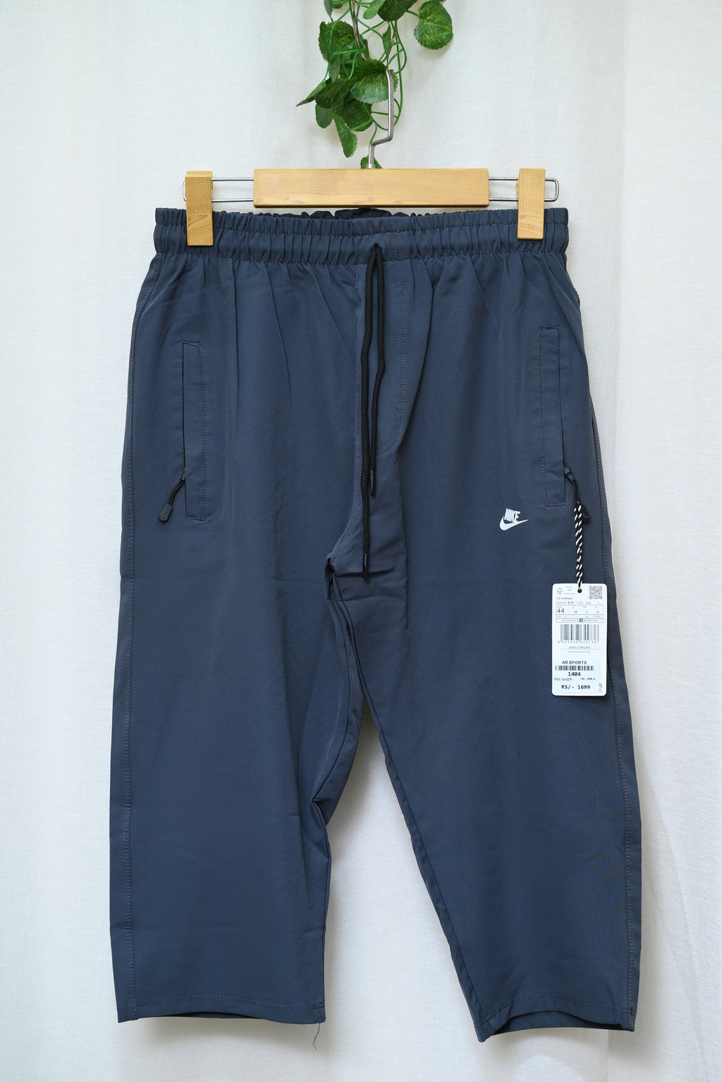 1404- Elite Men’s Smart Fit Shorts – Stretch Fabric for Casual Nights