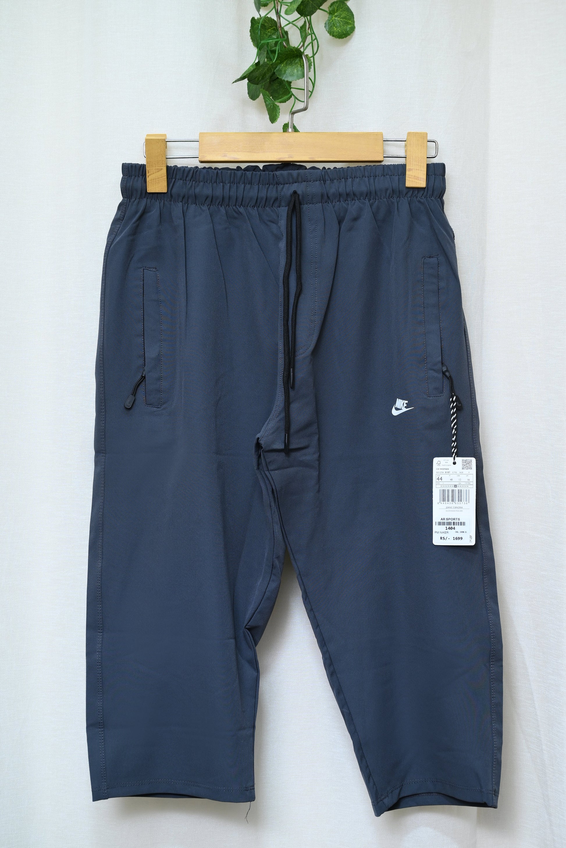 1404- Elite Men’s Smart Fit Shorts – Stretch Fabric for Casual Nights