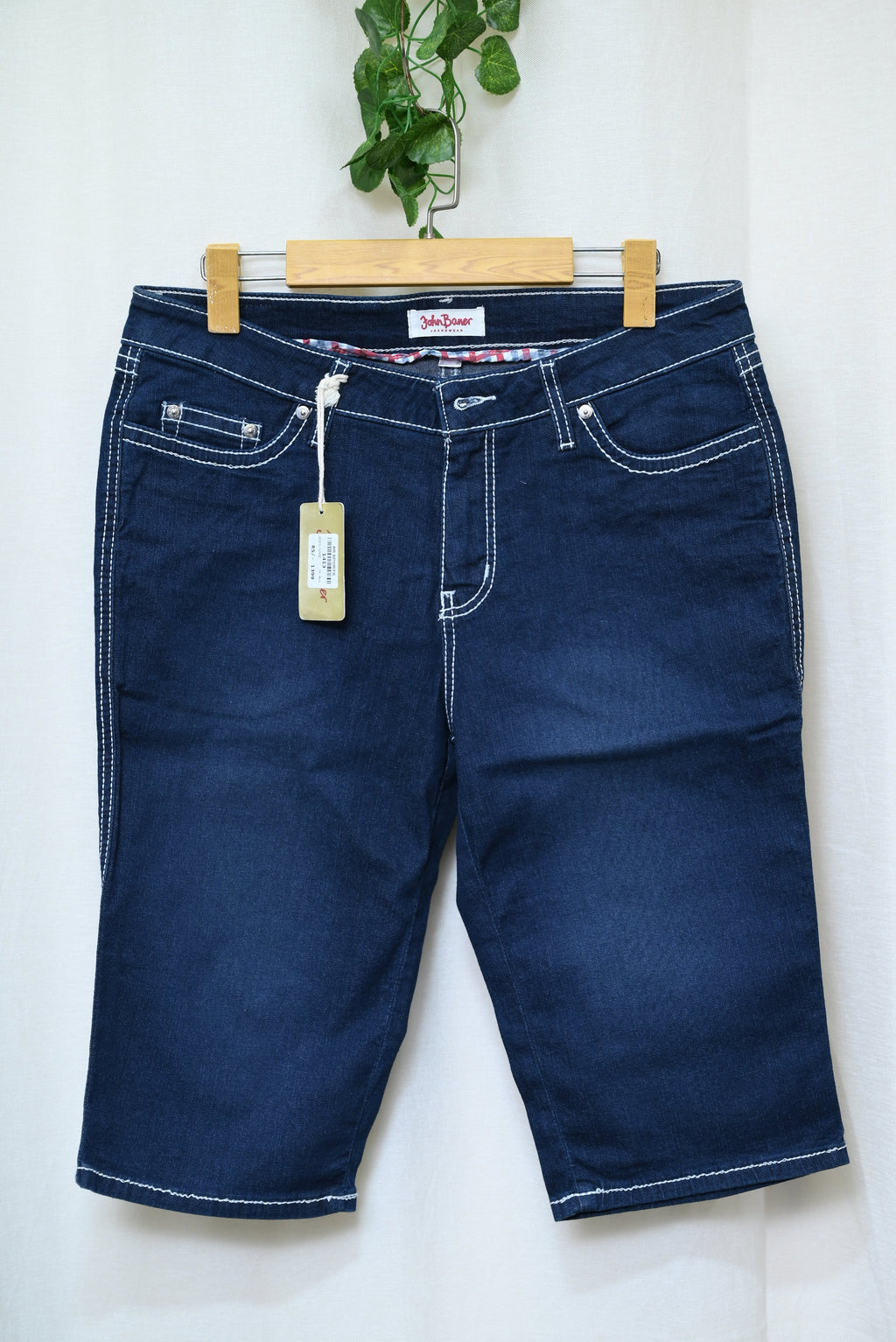 1413-Smart Fit Men’s Denim Shorts – Perfect for Casual & Weekend Wear