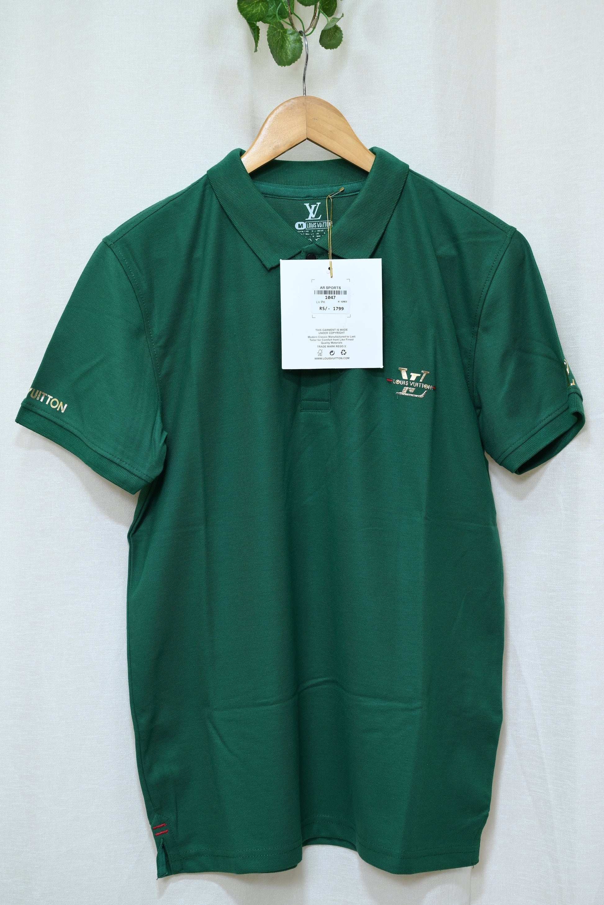 1047-Custom Fit Button-Up Shirt – Rib Collar, Half Sleeves, Premium Cotton