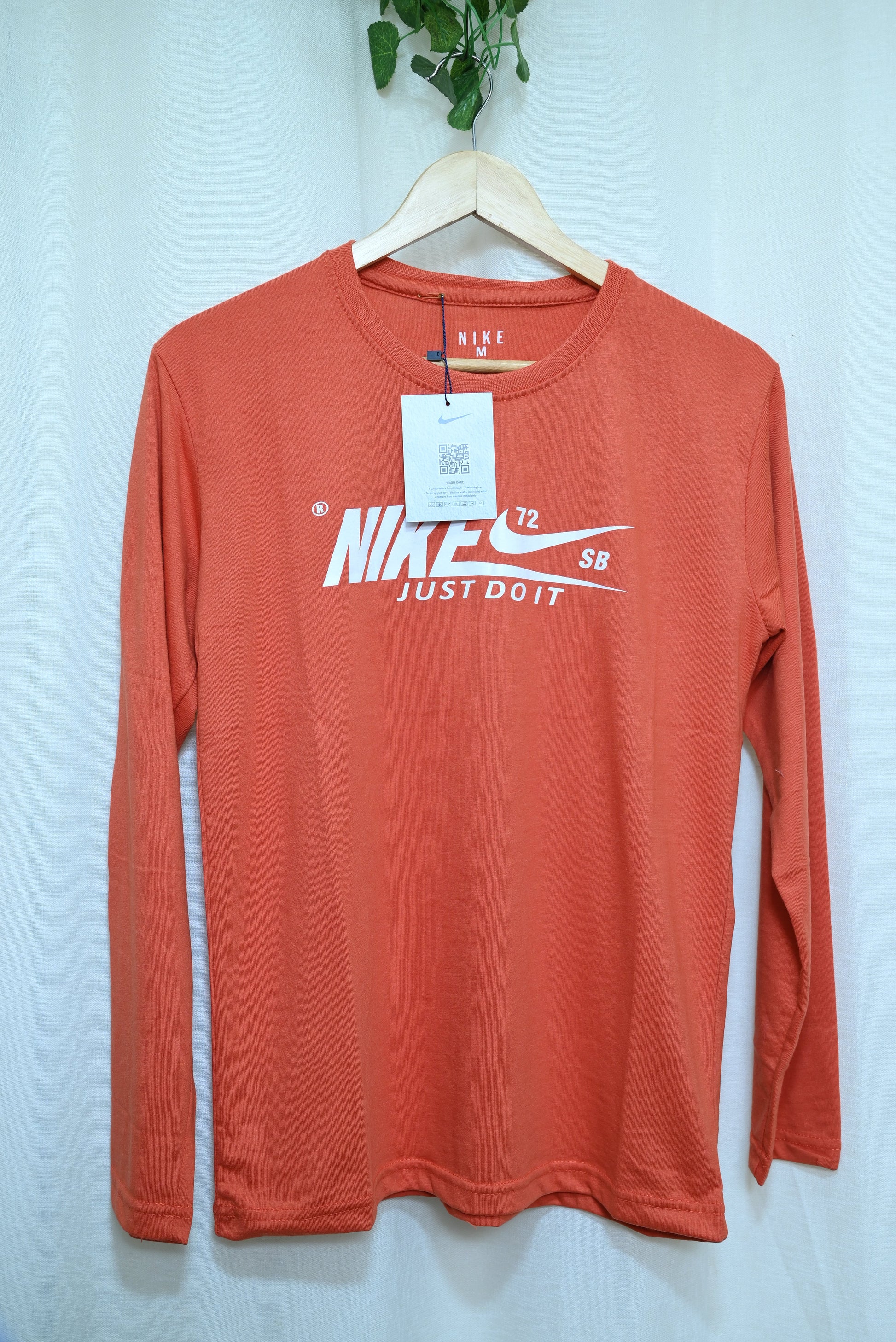 6102-Nike Men’s Full Sleeve Shirt – Dri-FIT Performance, Athletic Fit & Lightweight Comfort