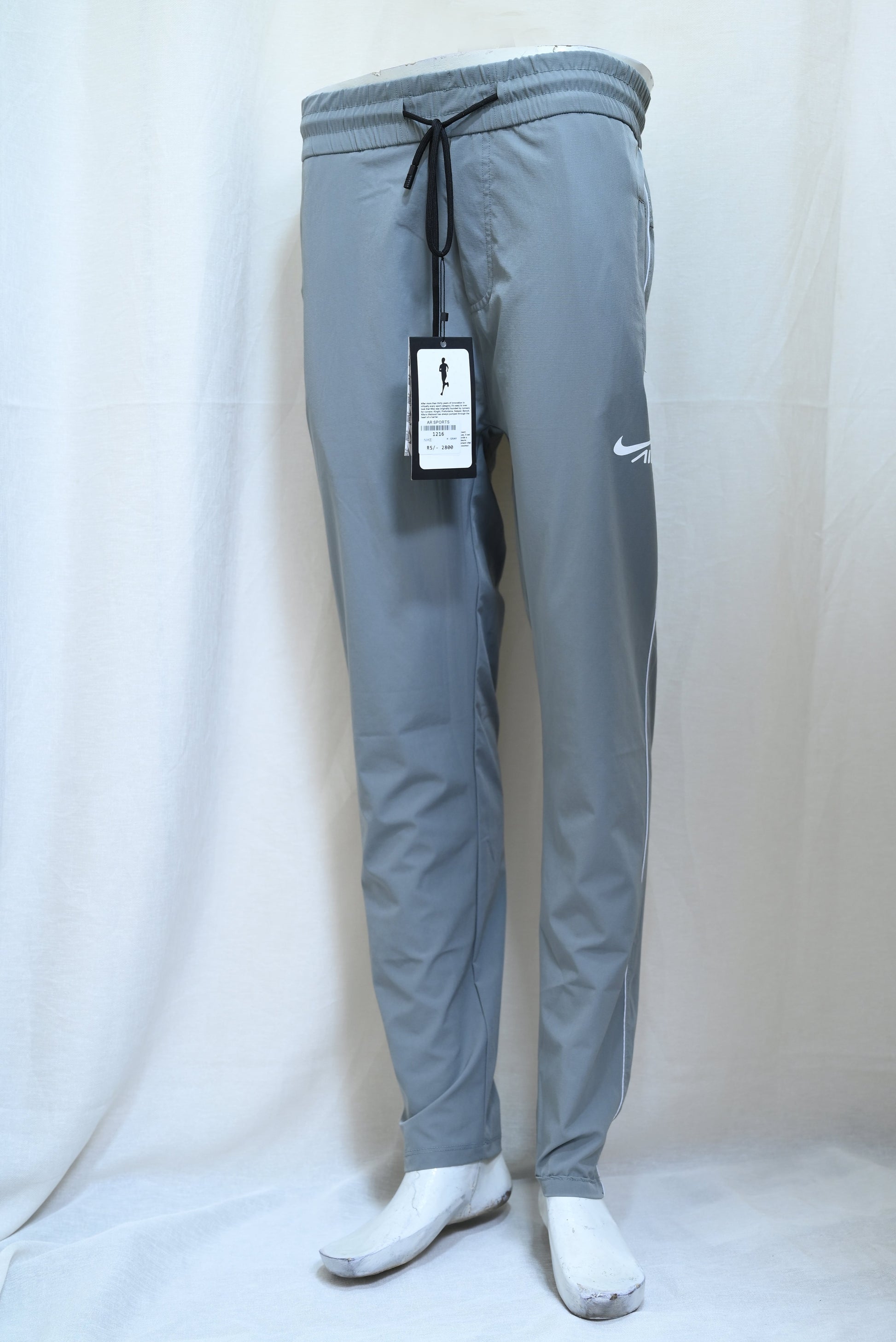 1216-From Desk to Dinner – The Lycra Air Pants That Do It All